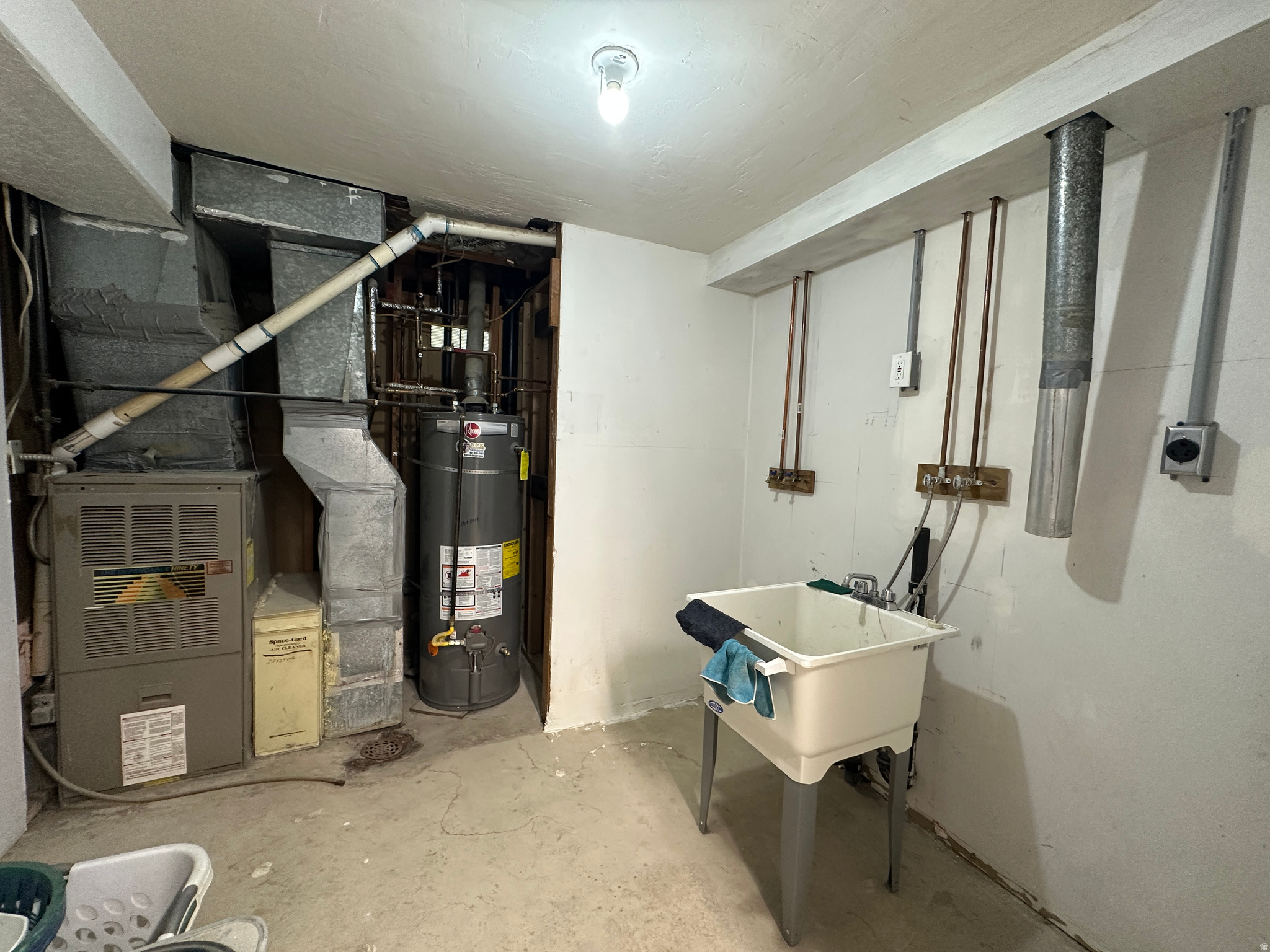main property photo 74