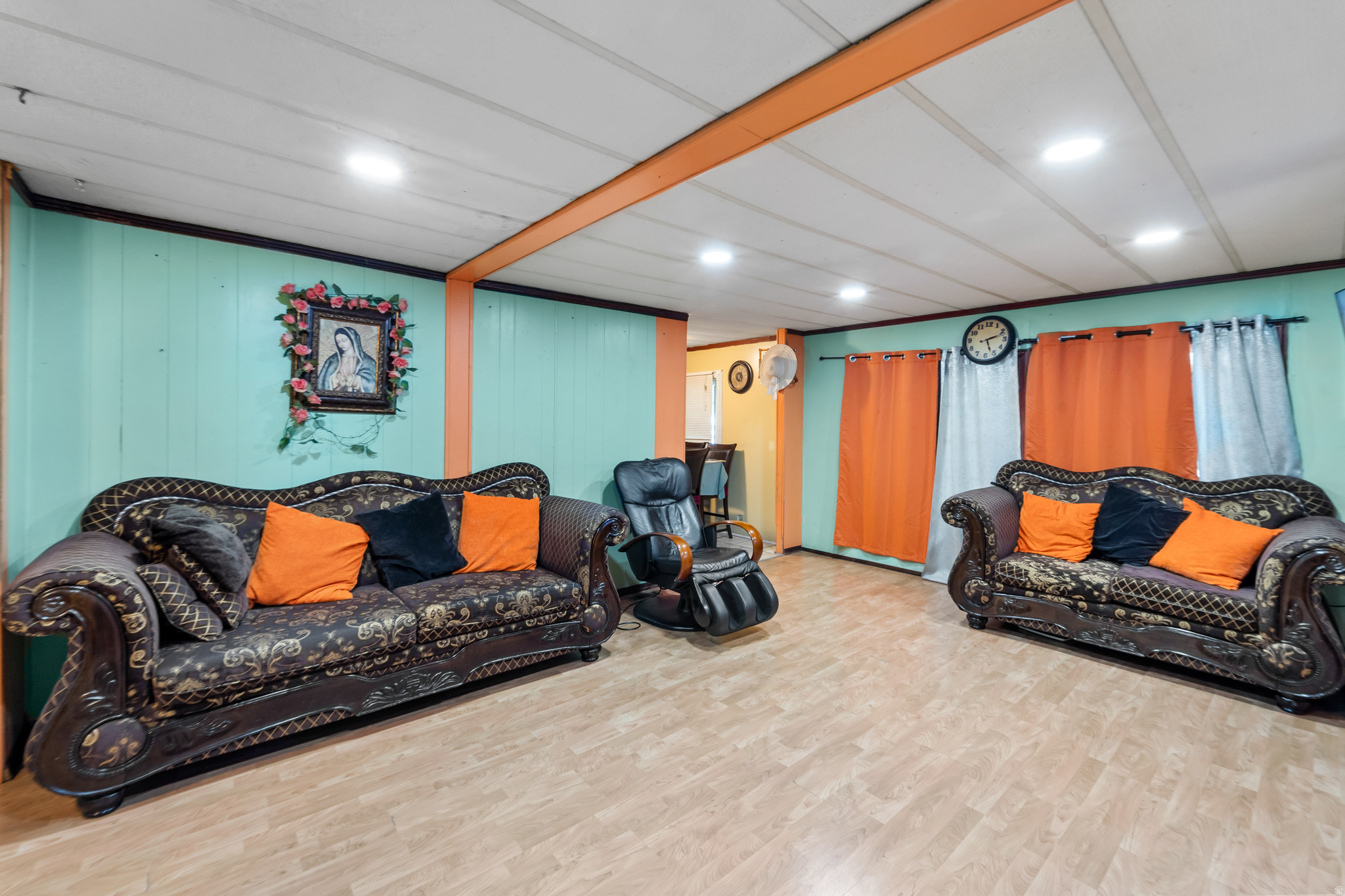main property photo 6