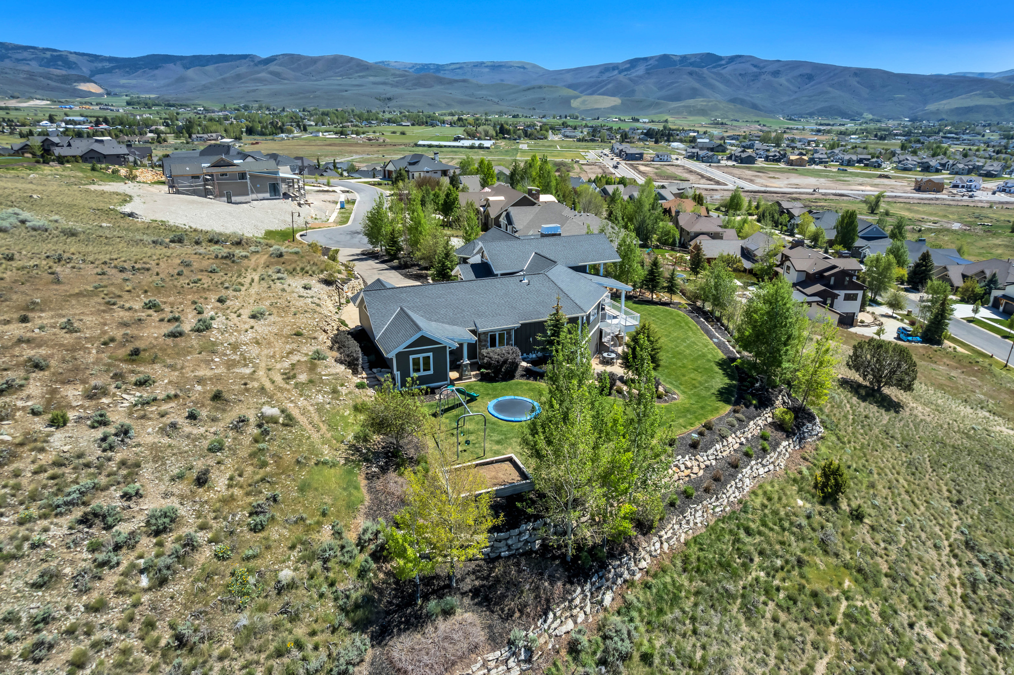 main property photo 99