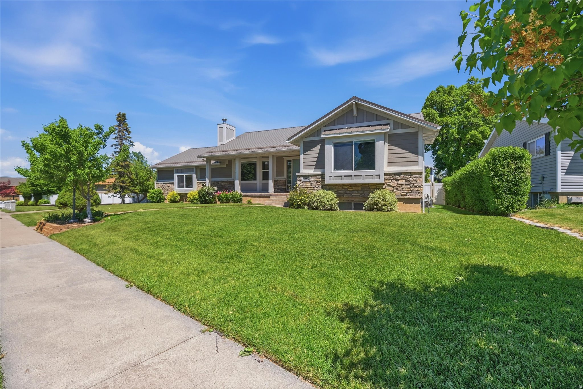 main property photo 46