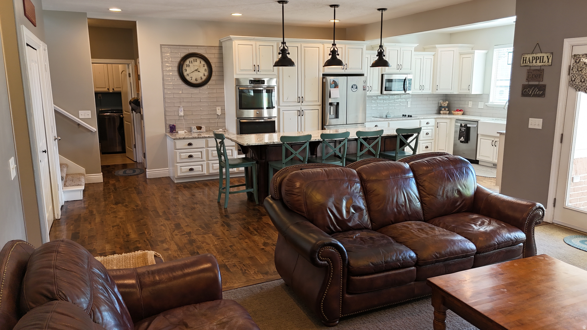 main property photo 18