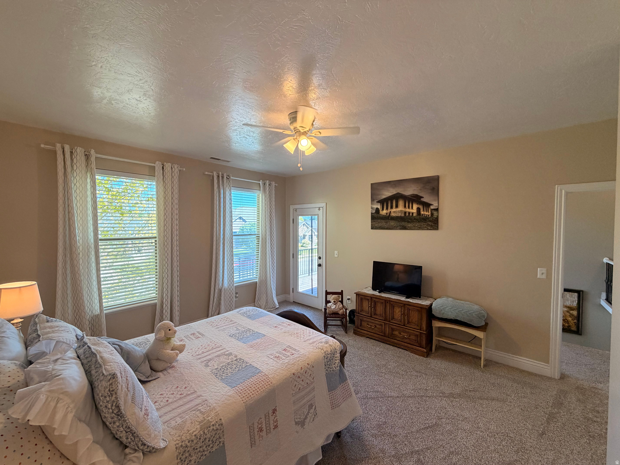 main property photo 25