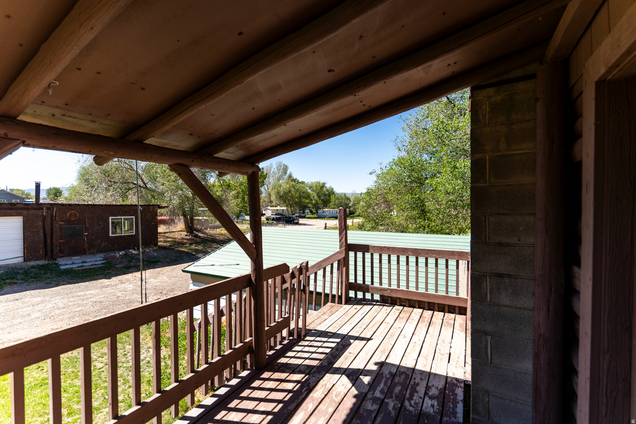main property photo 10