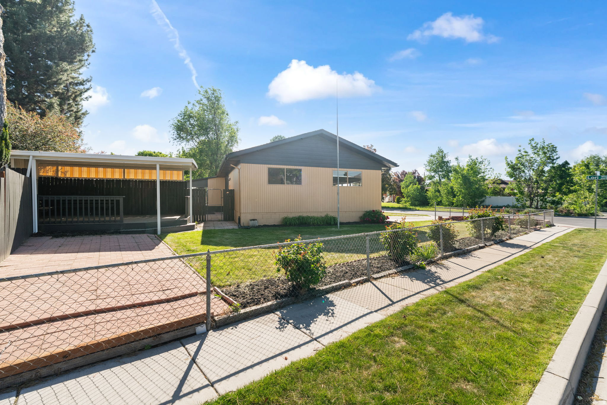 main property photo 21