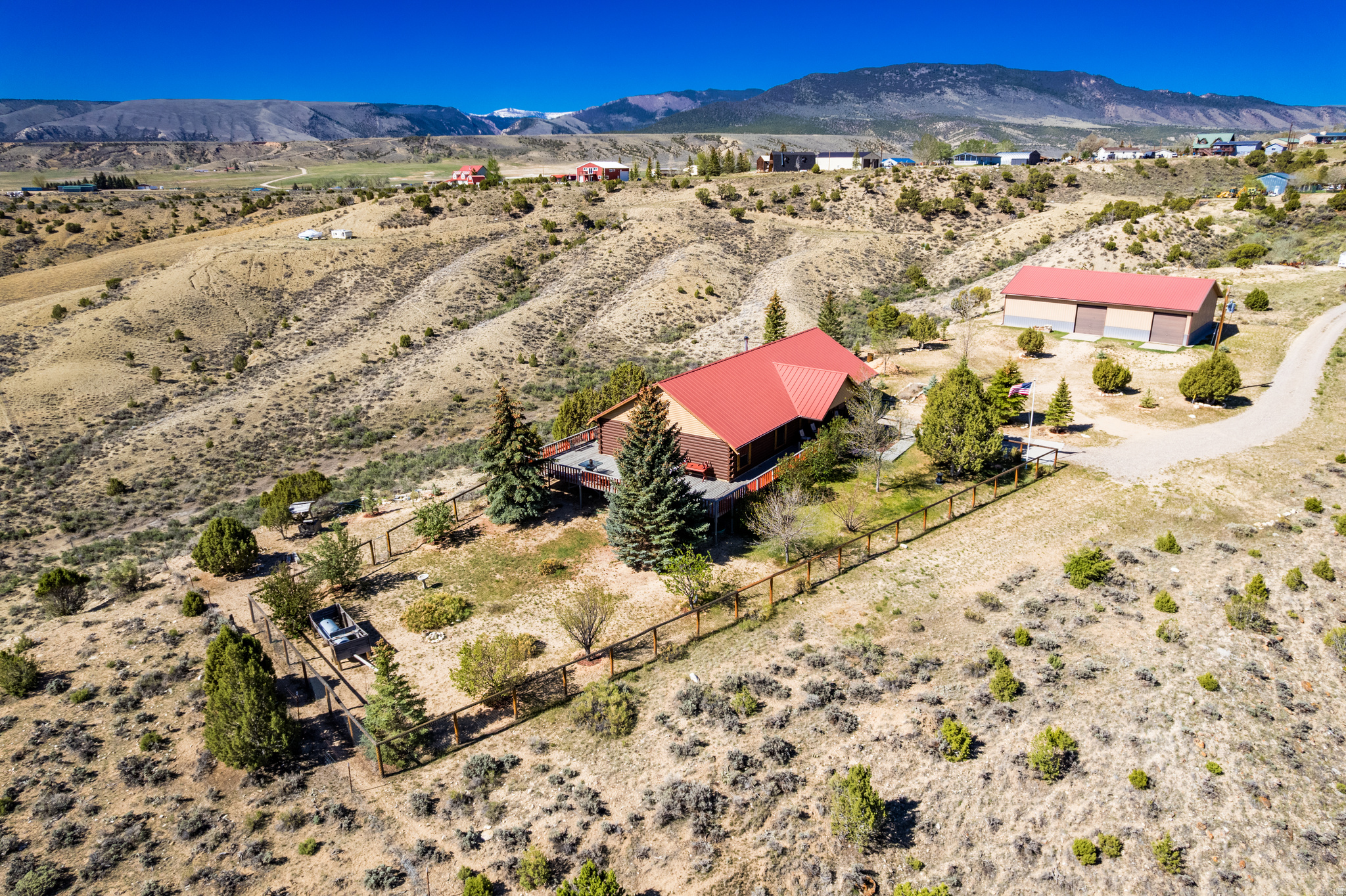main property photo 37