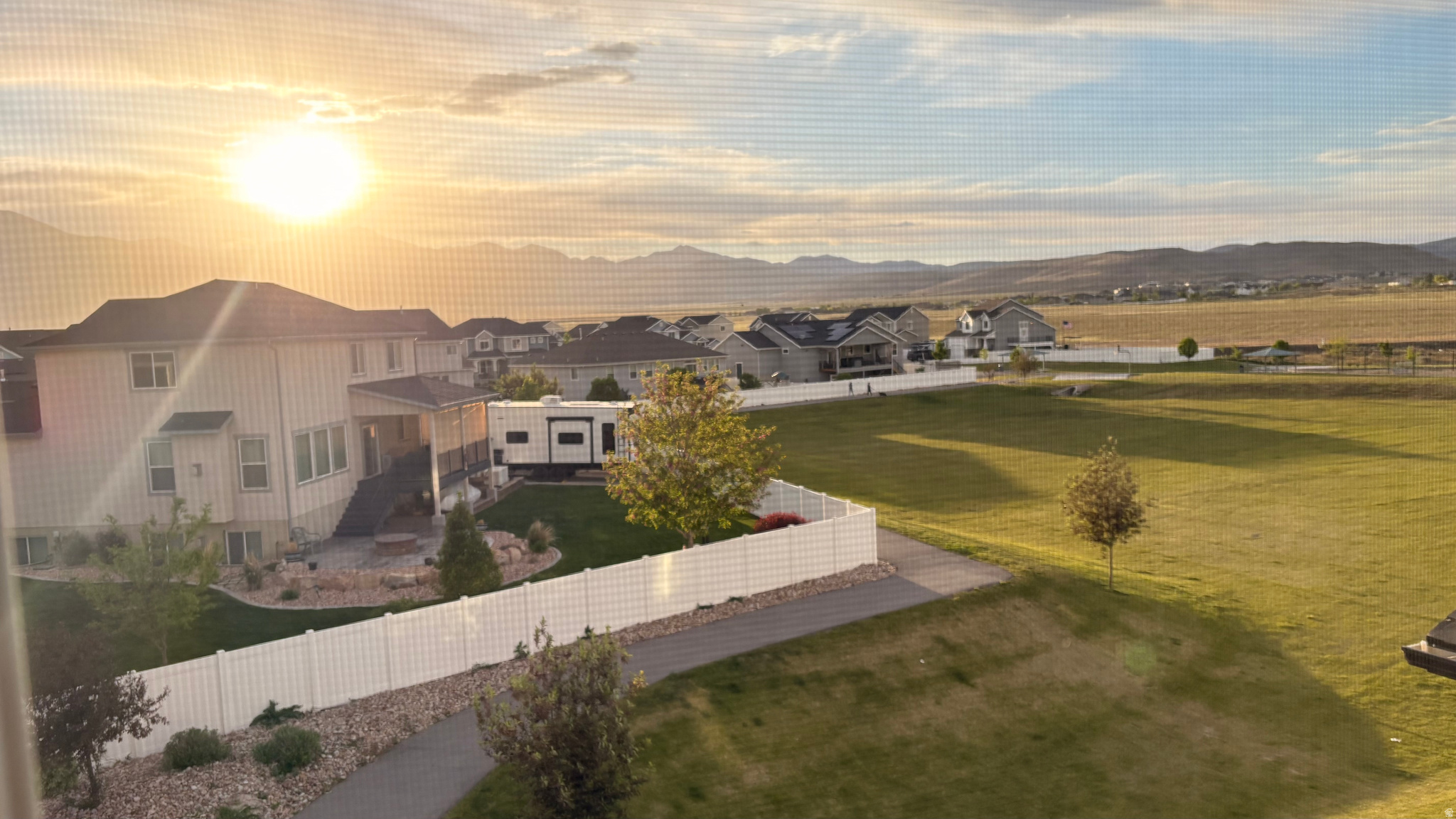 main property photo 41