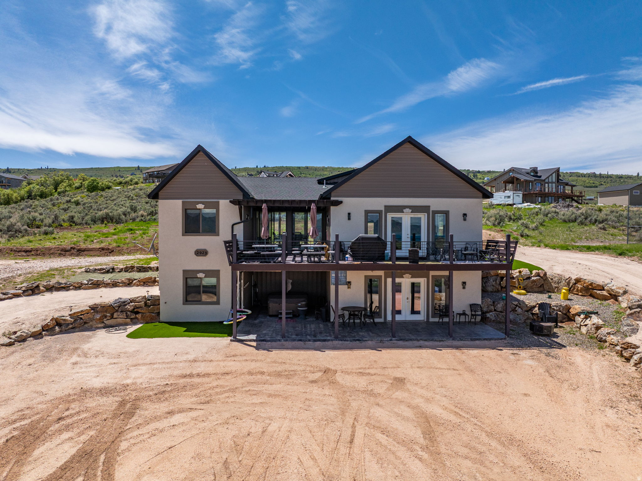 main property photo 2