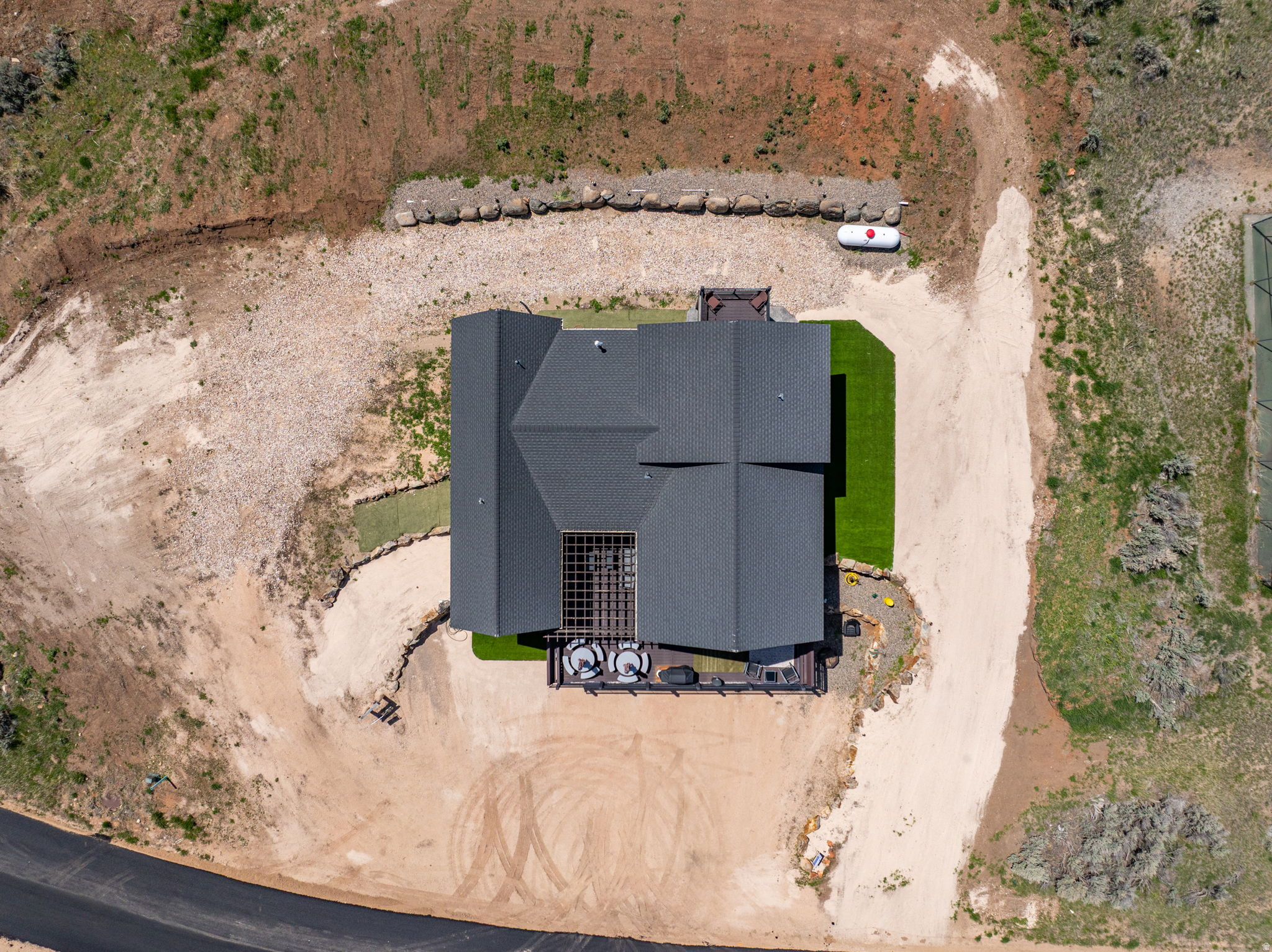 main property photo 39