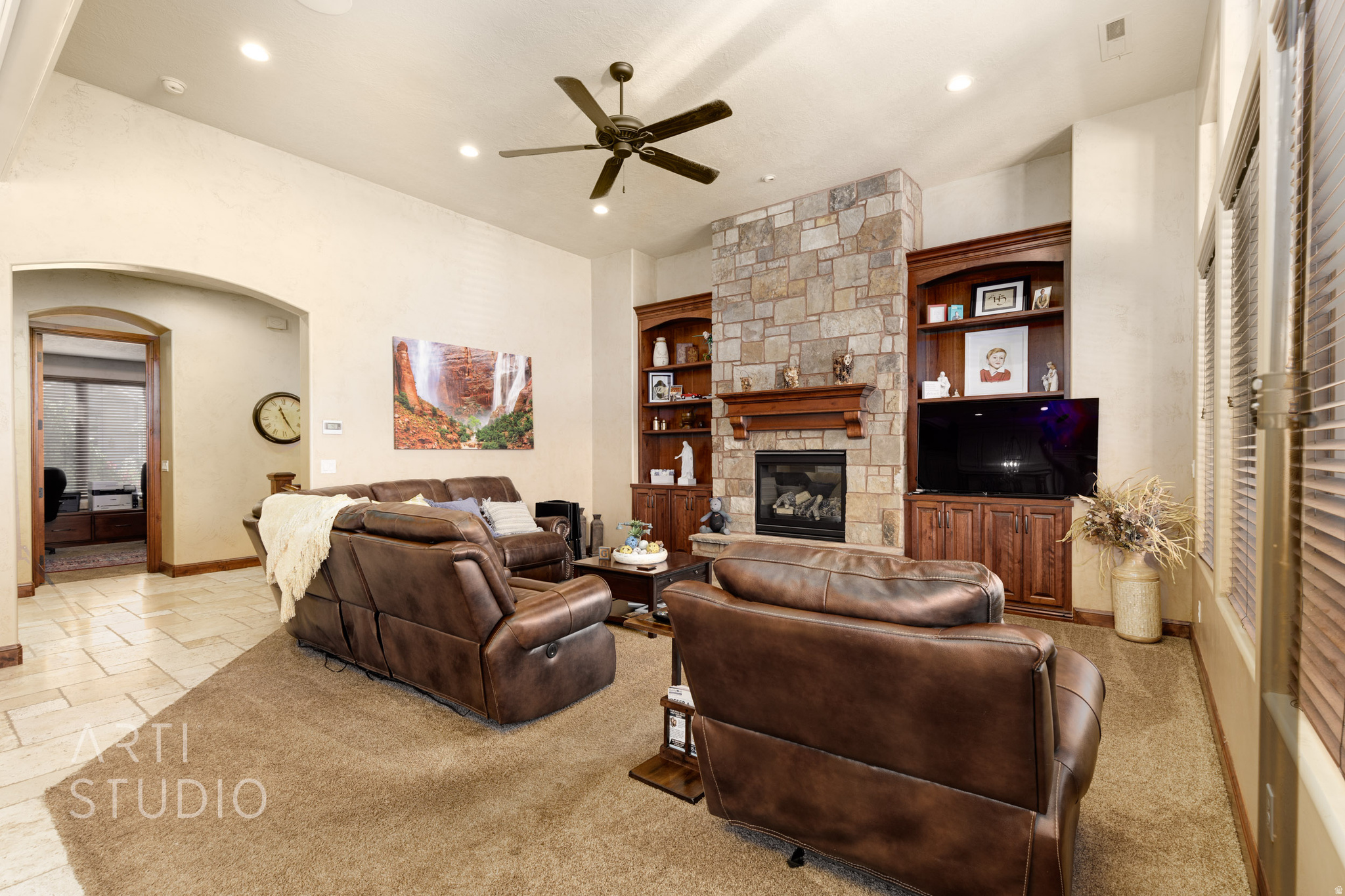 main property photo 36