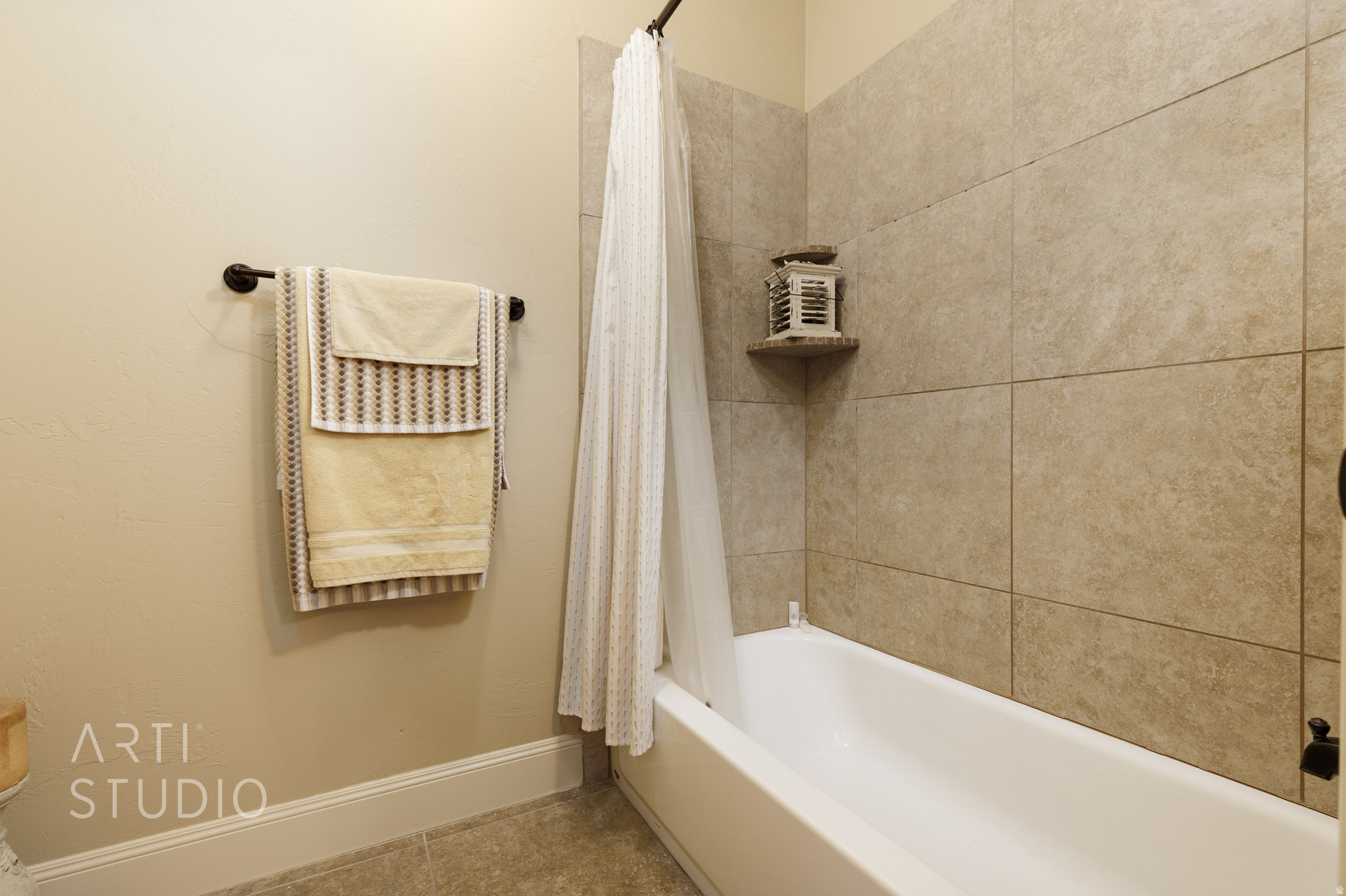 main property photo 58