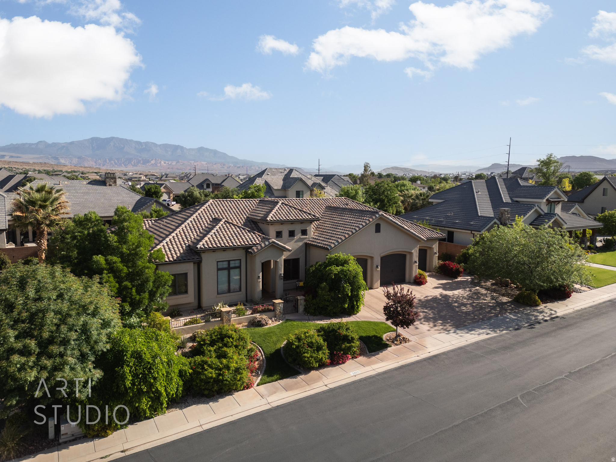 main property photo 7