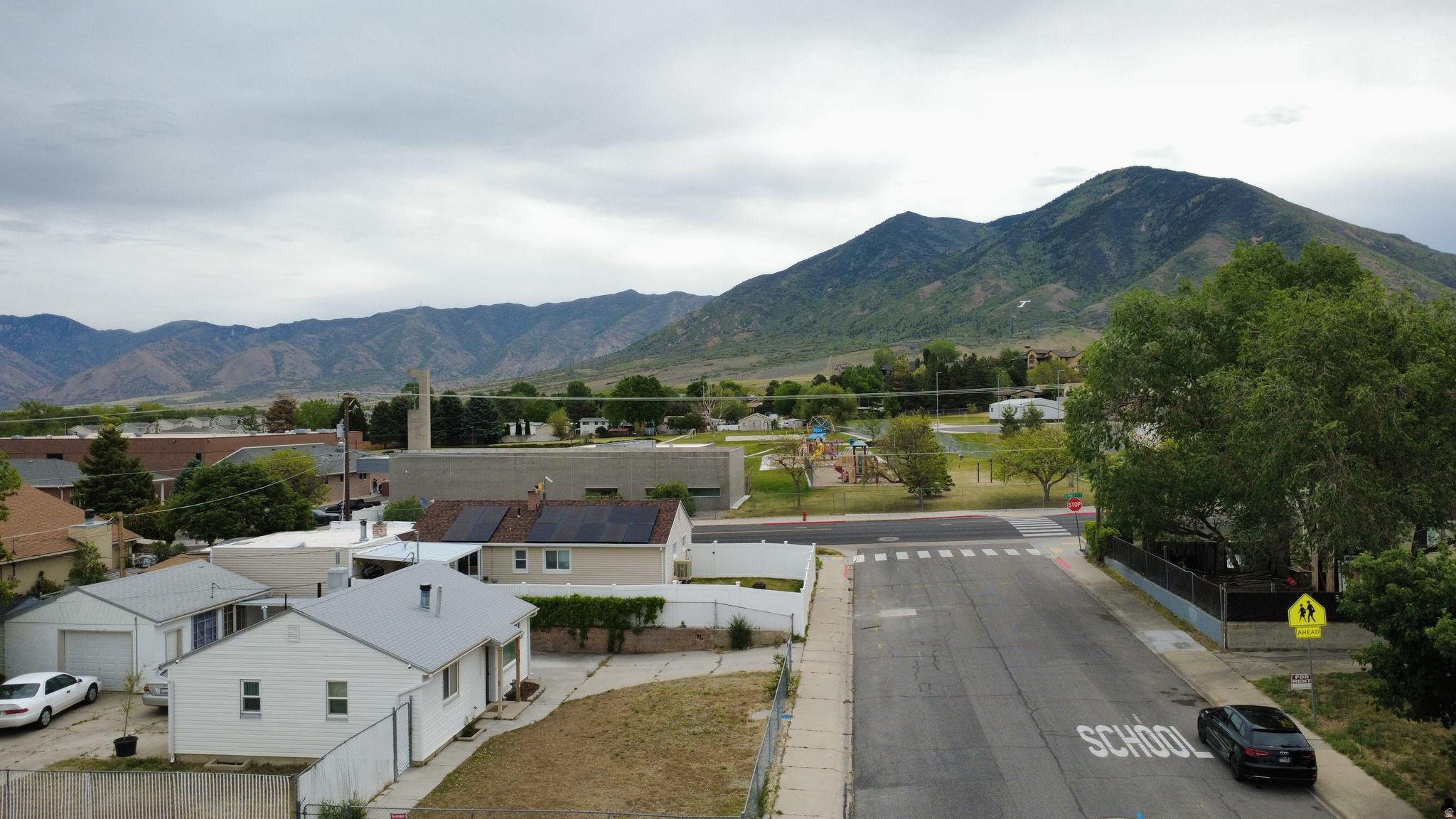 main property photo 16