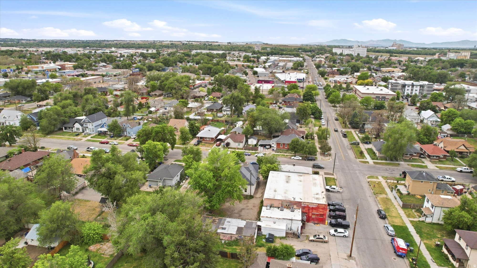 main property photo 34
