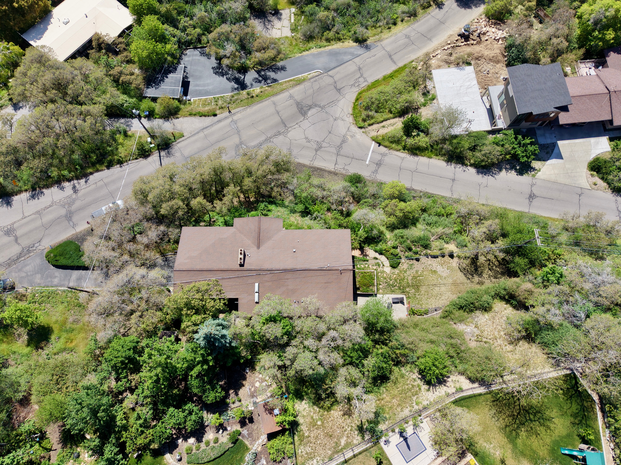 main property photo 44
