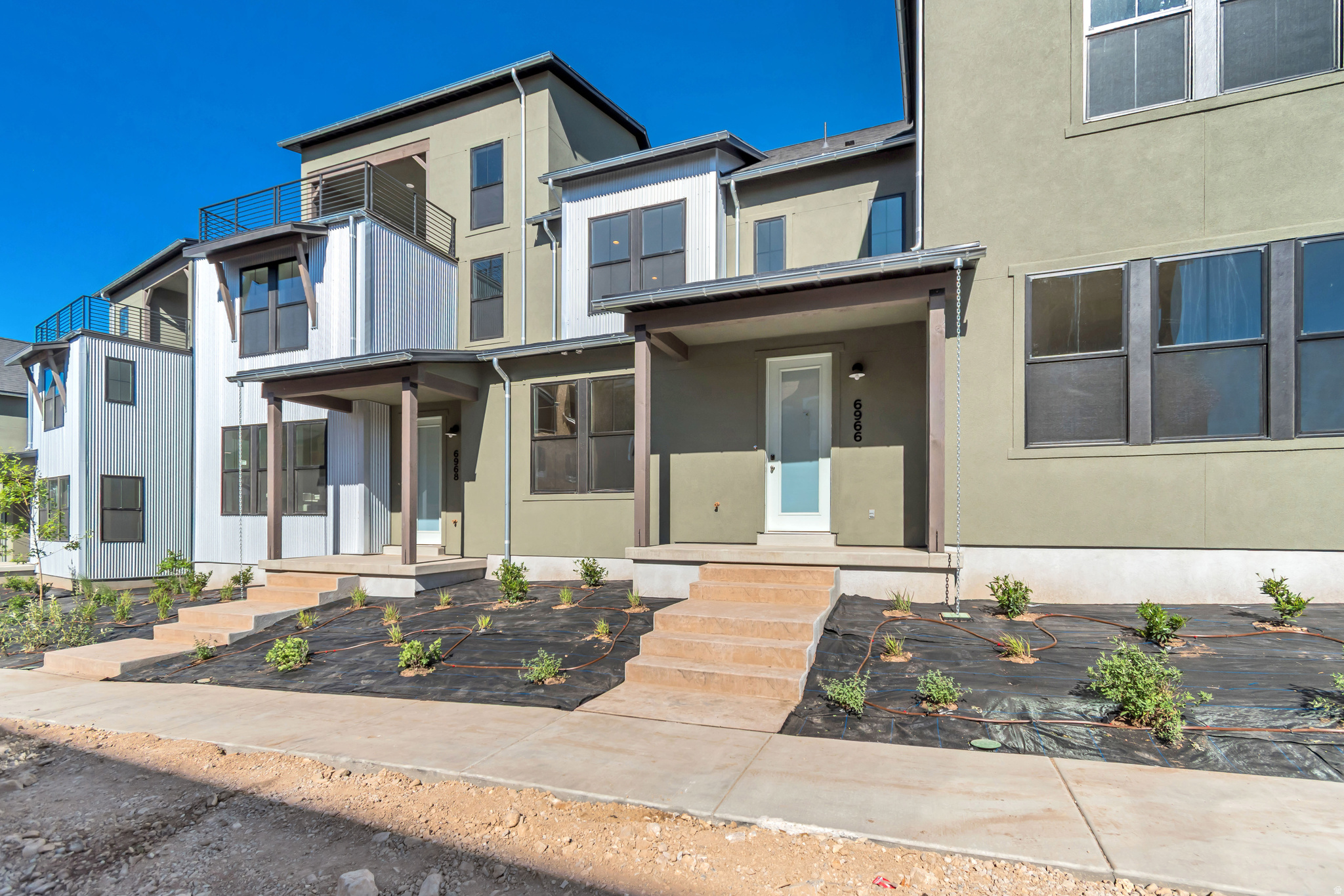 main property photo 20