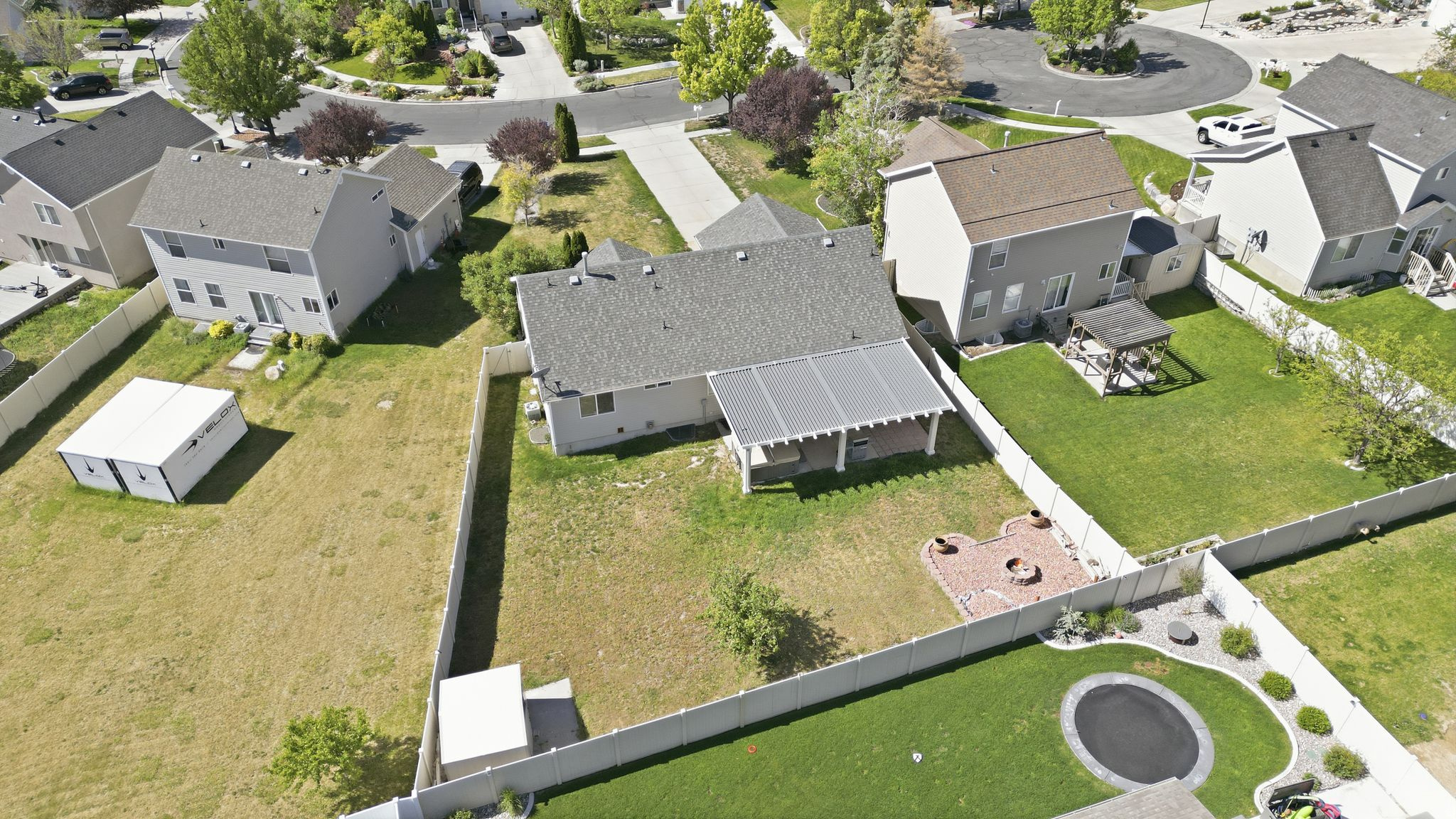 main property photo 39