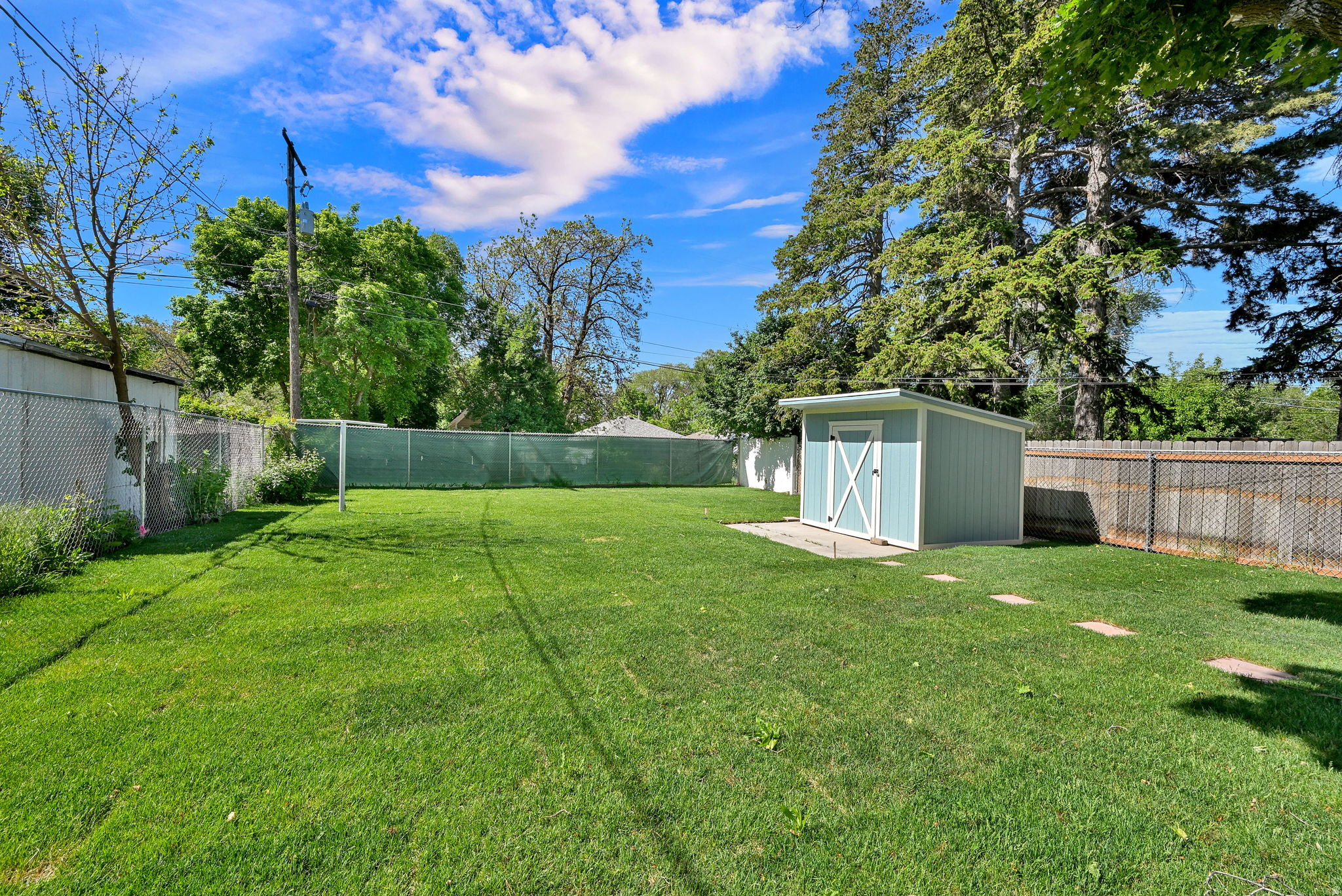 main property photo 23