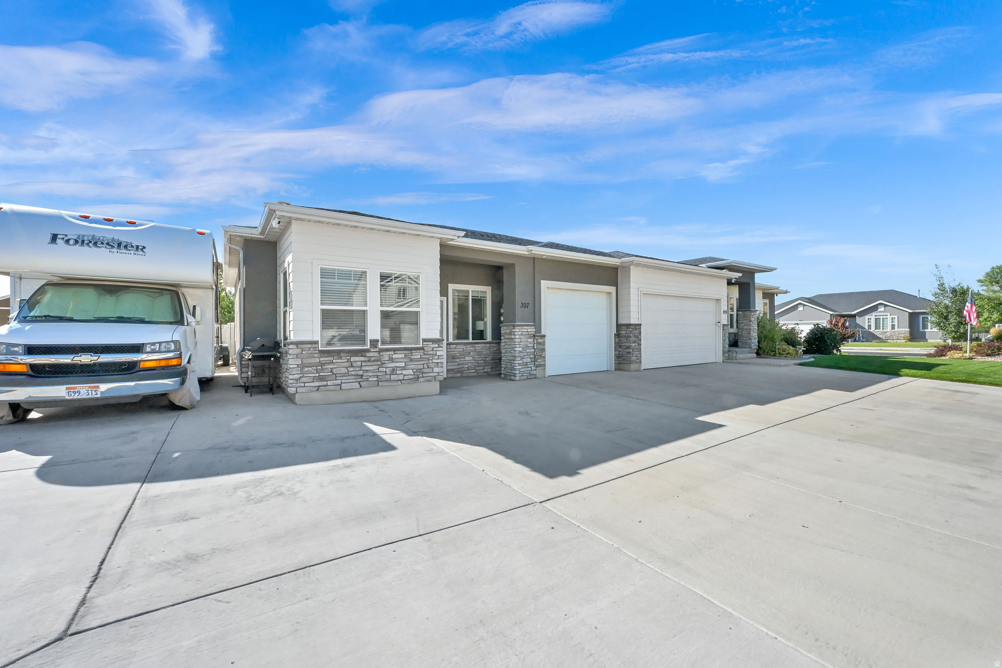 main property photo 57