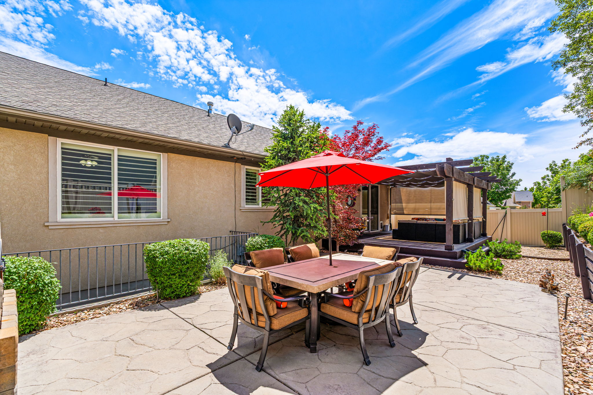 main property photo 59
