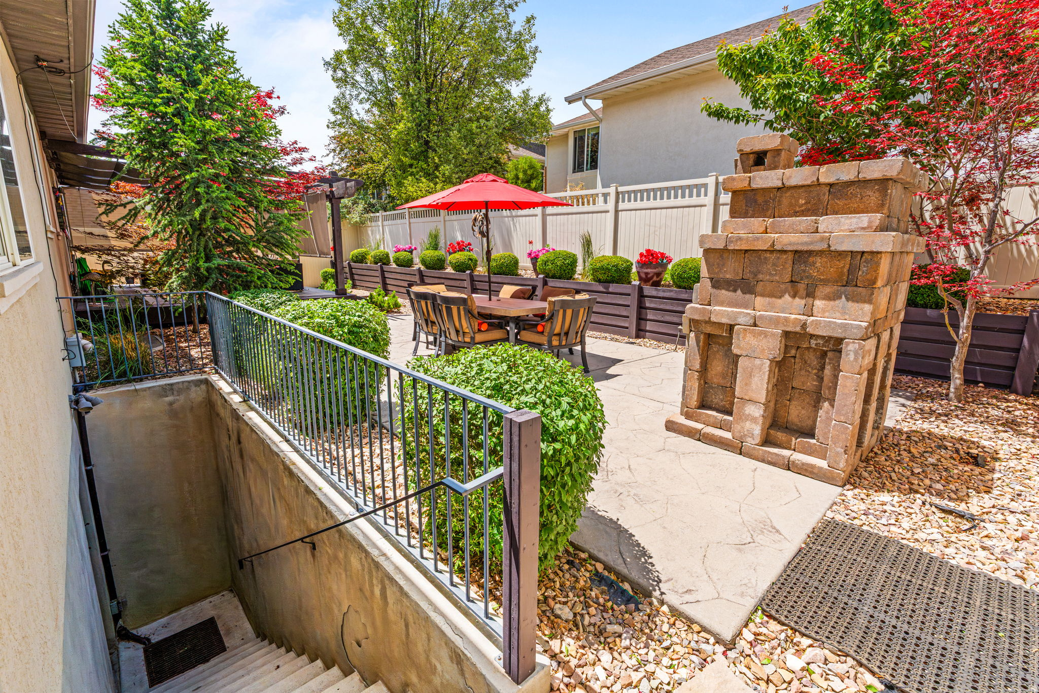 main property photo 60