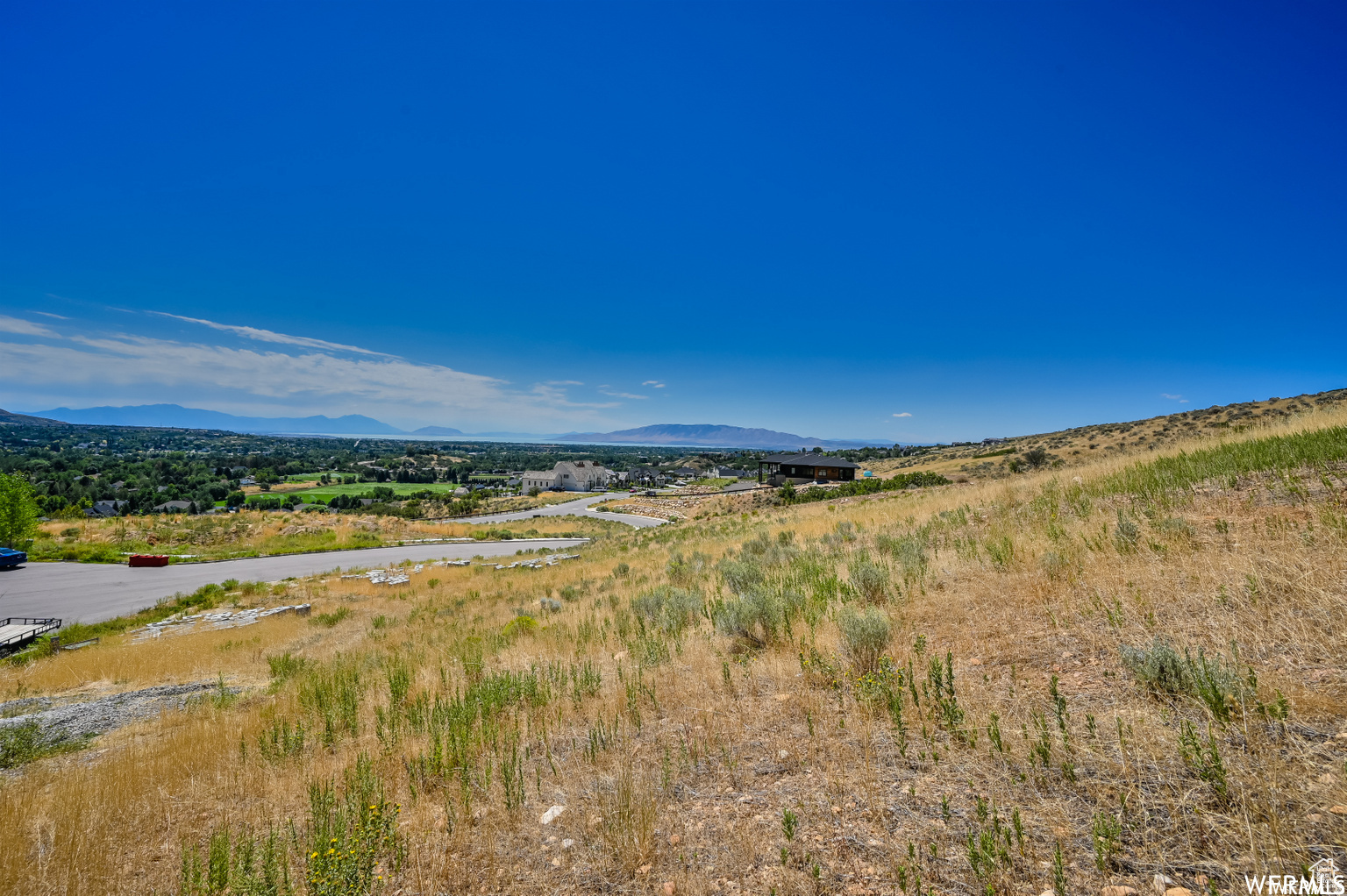main property photo 7
