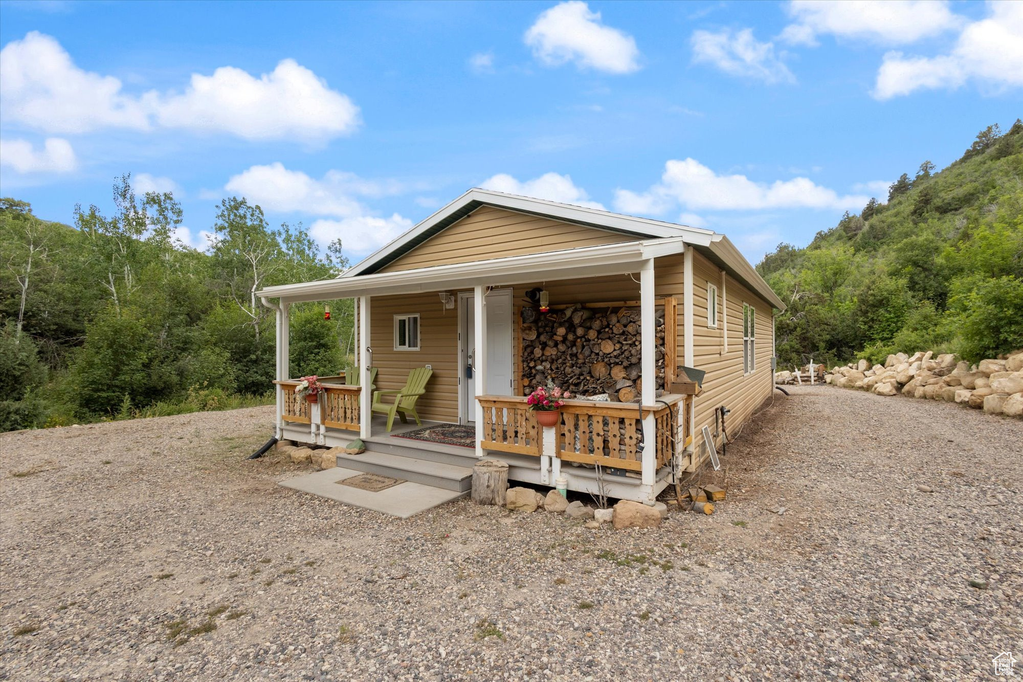 main property photo 15