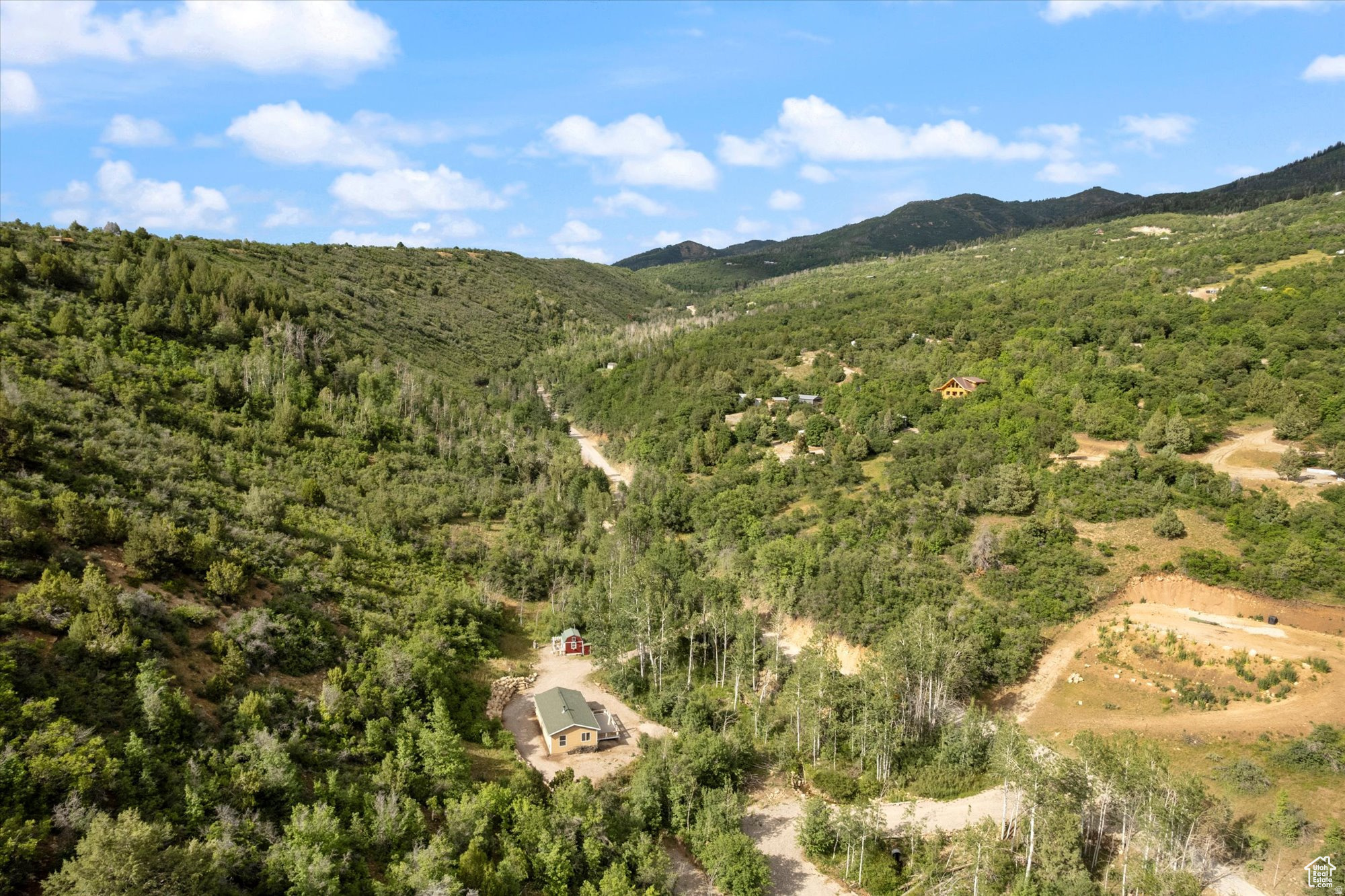 main property photo 34