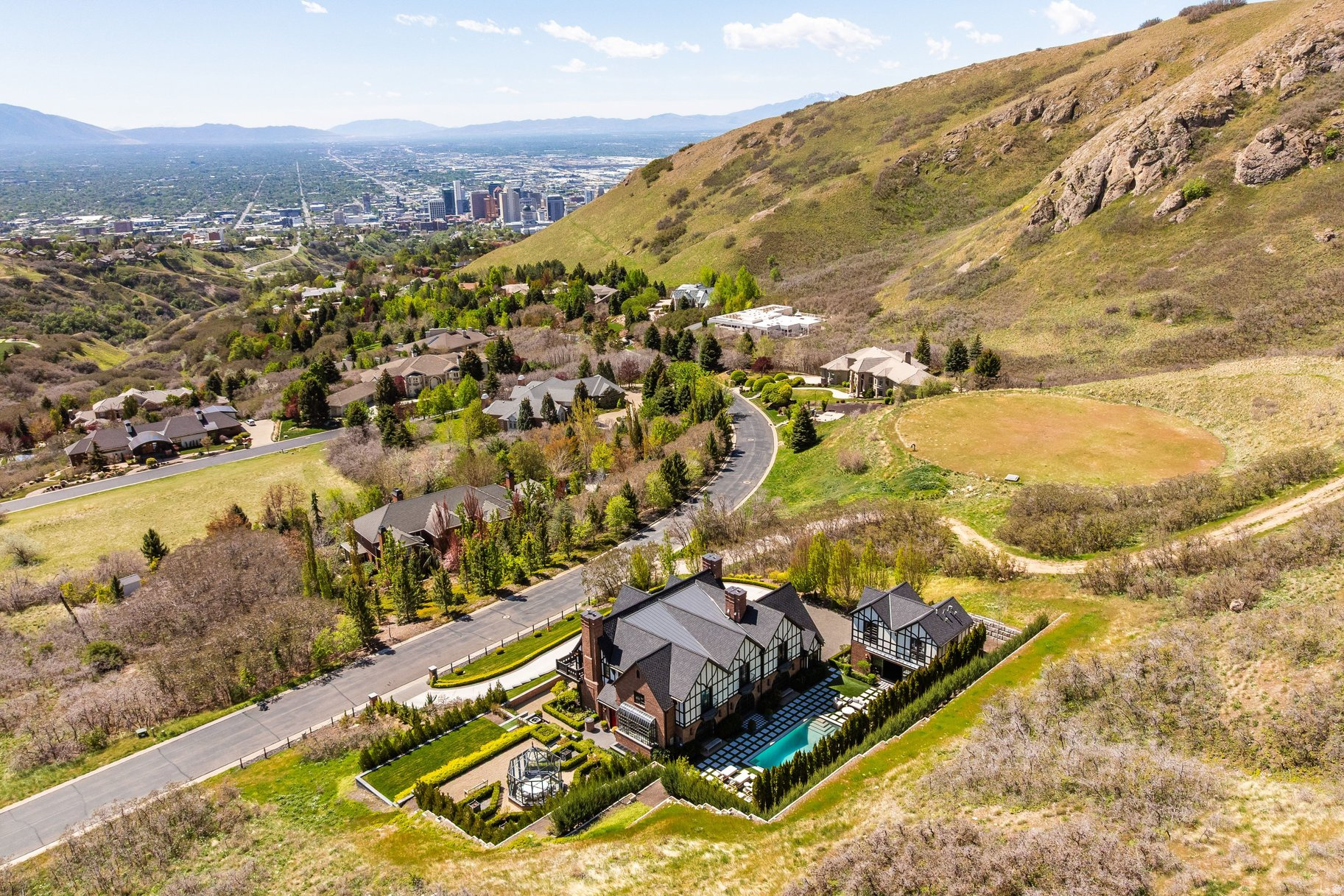 main property photo 80