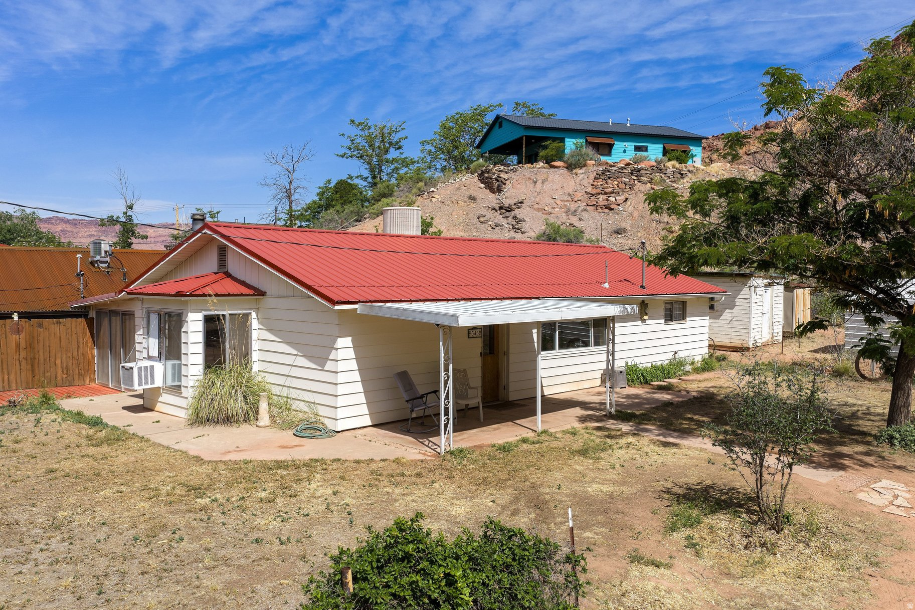 main property photo 13