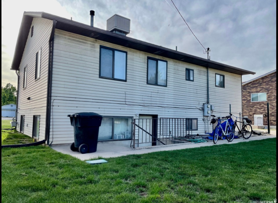 main property photo 6
