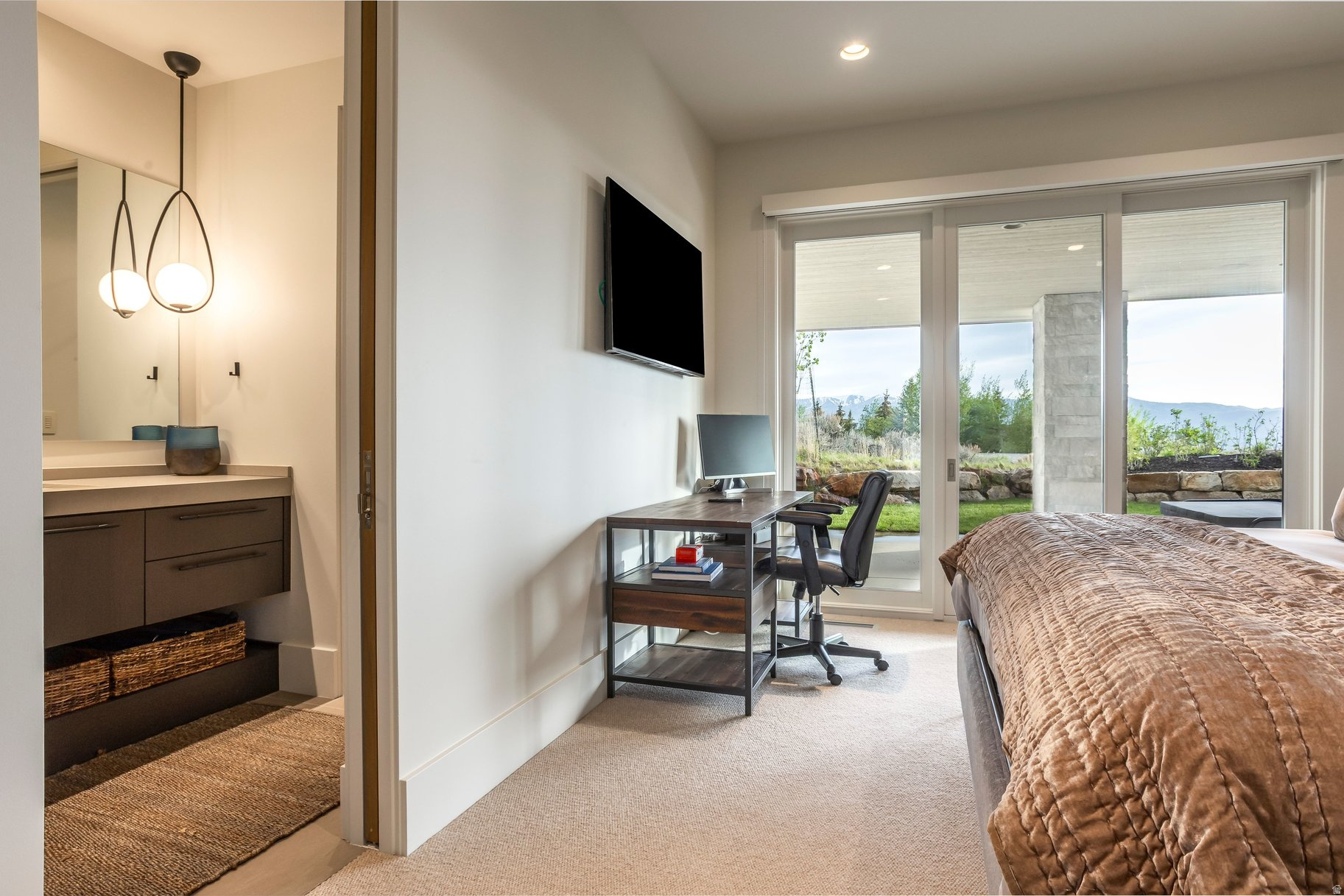 main property photo 59