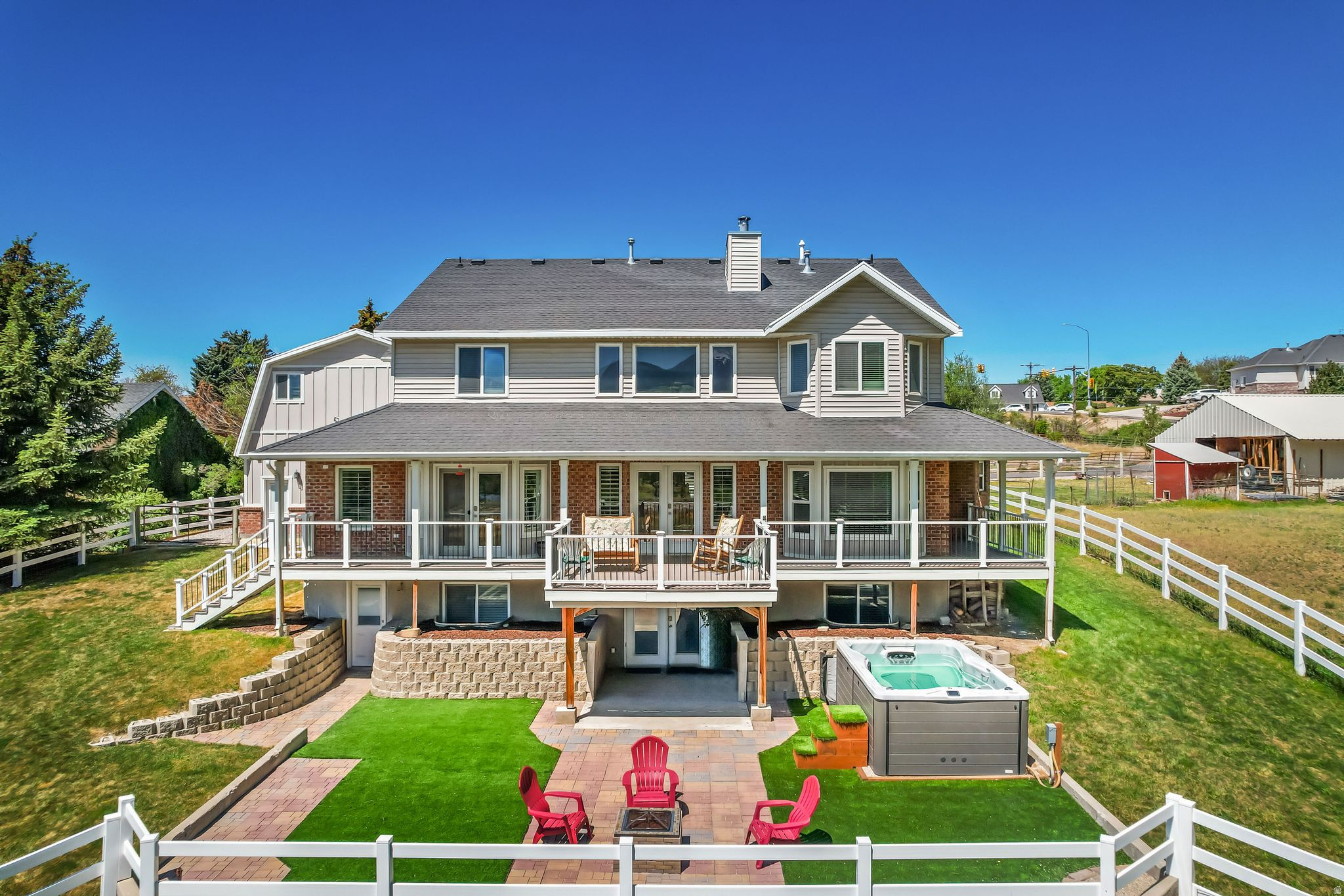 main property photo 41