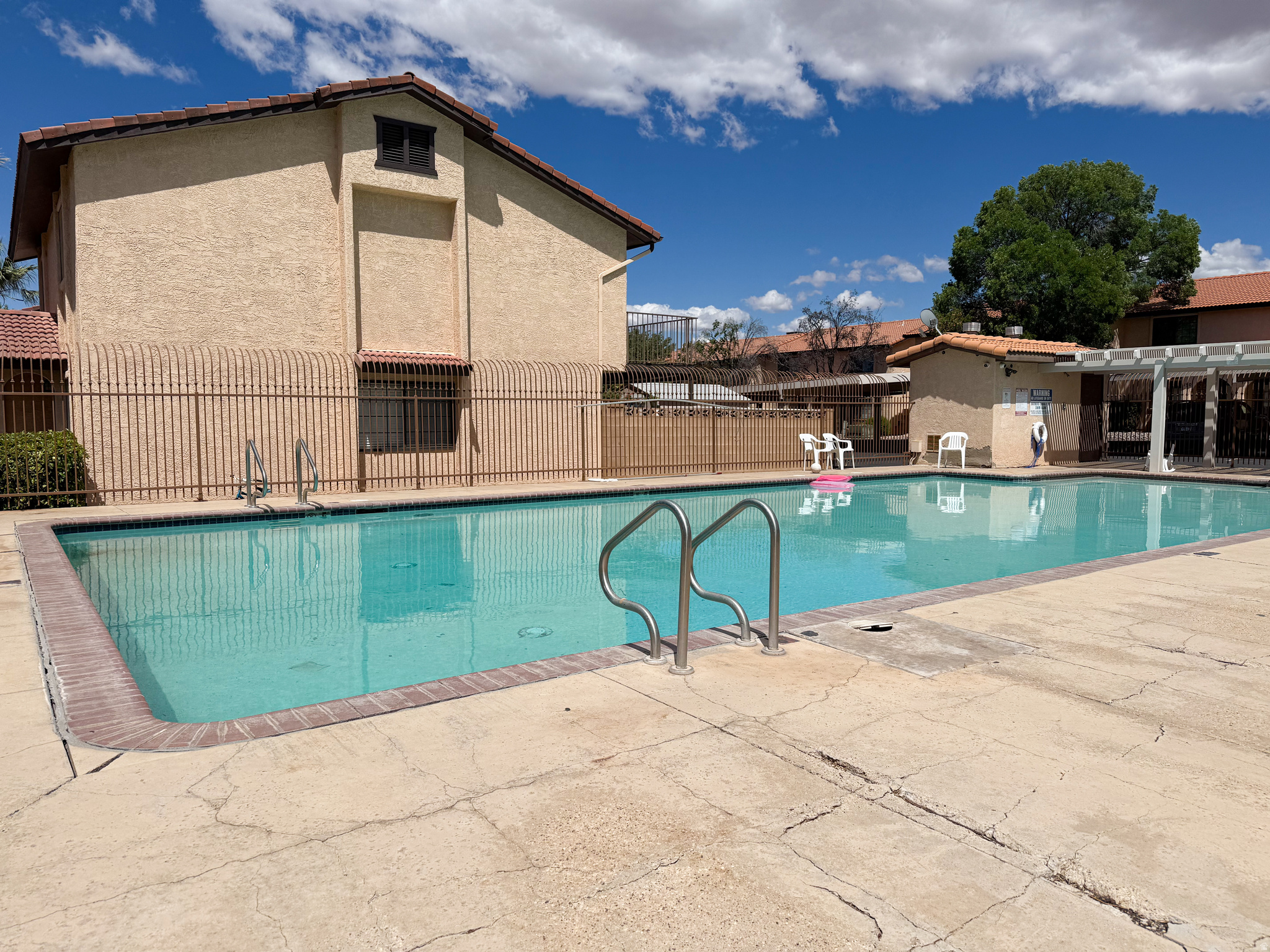 main property photo 24