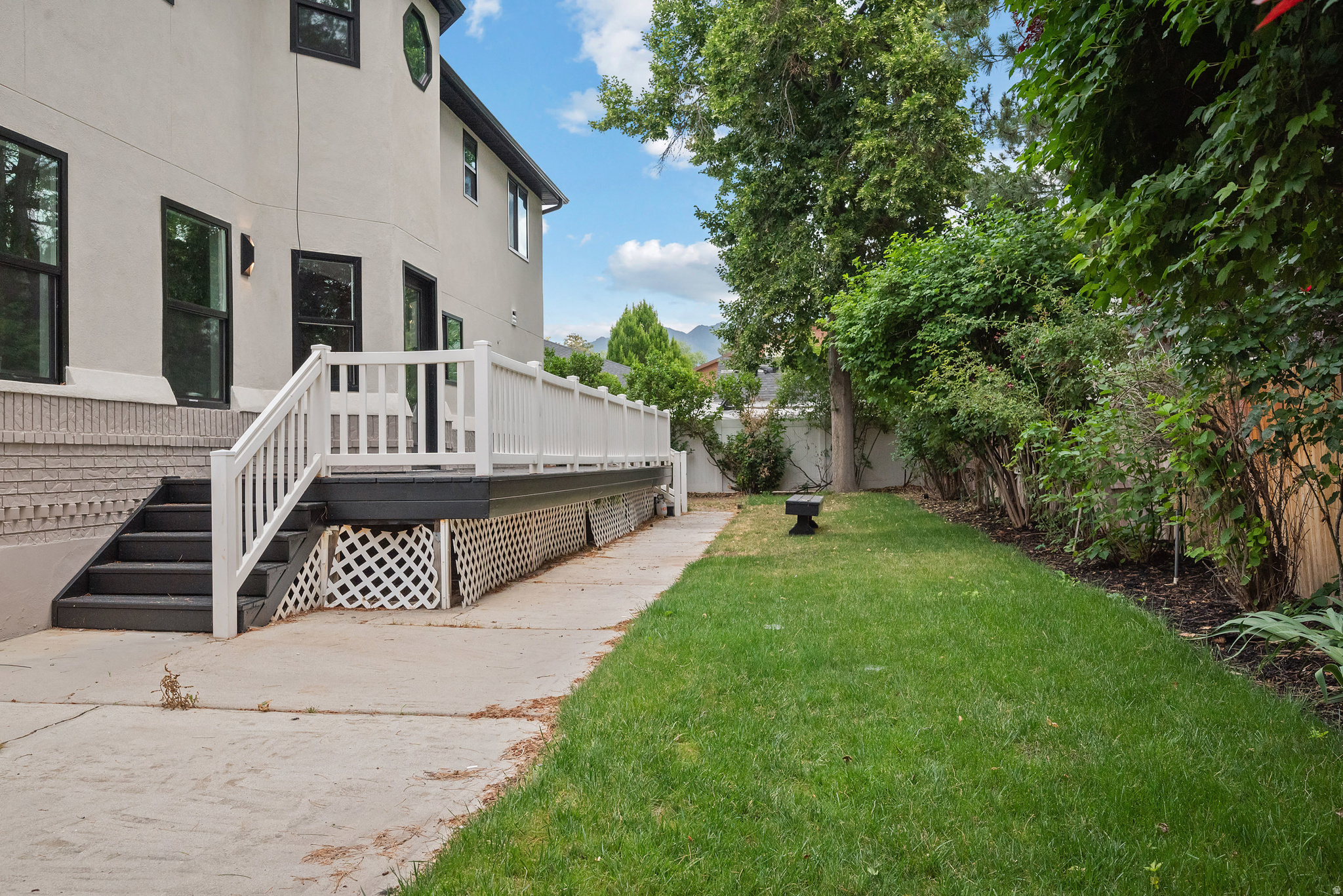 main property photo 59