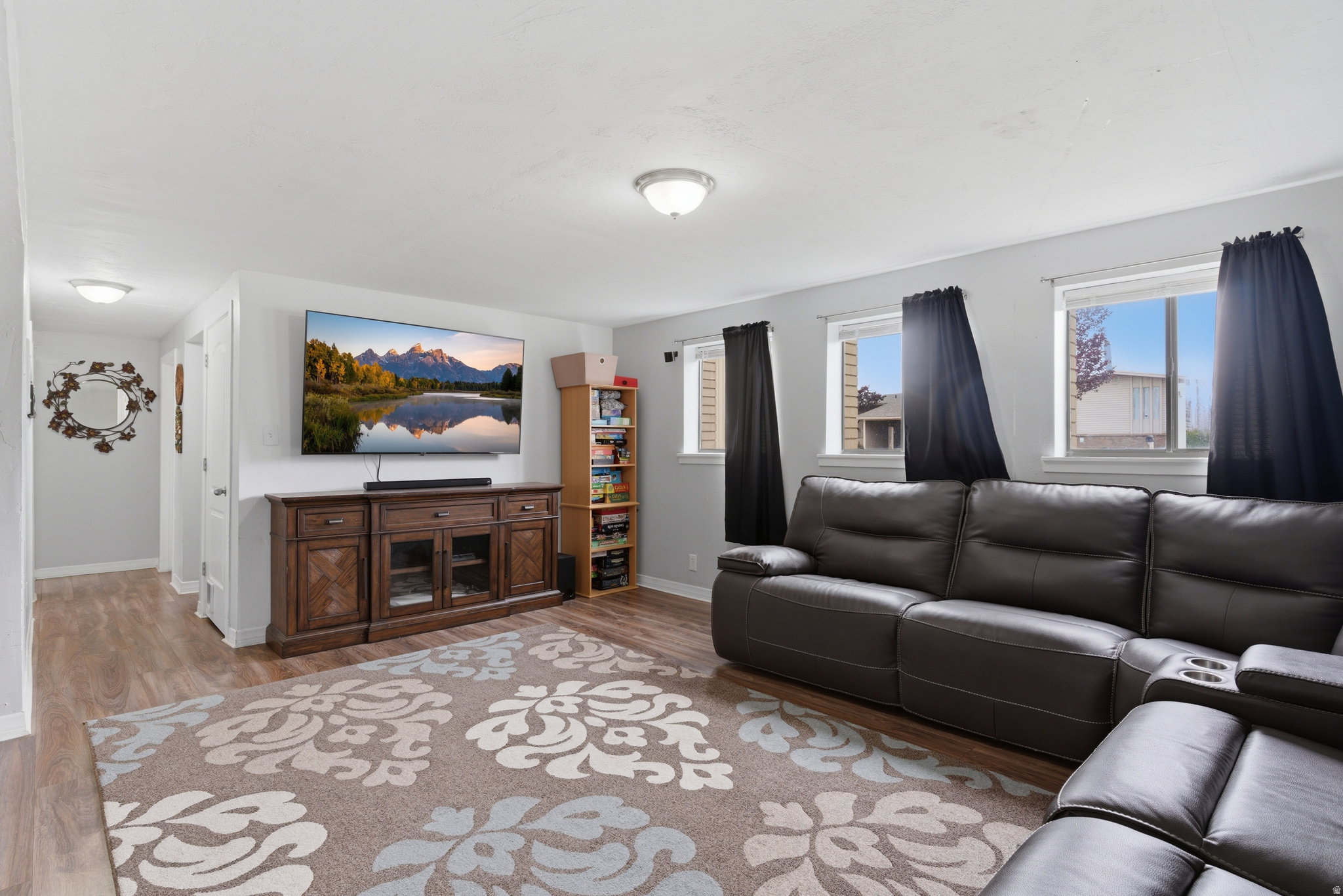 main property photo 17