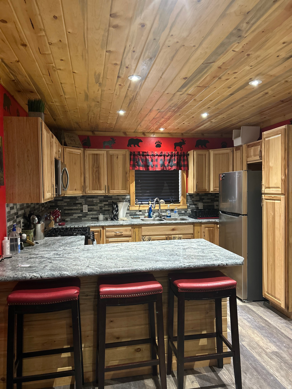 main property photo 10