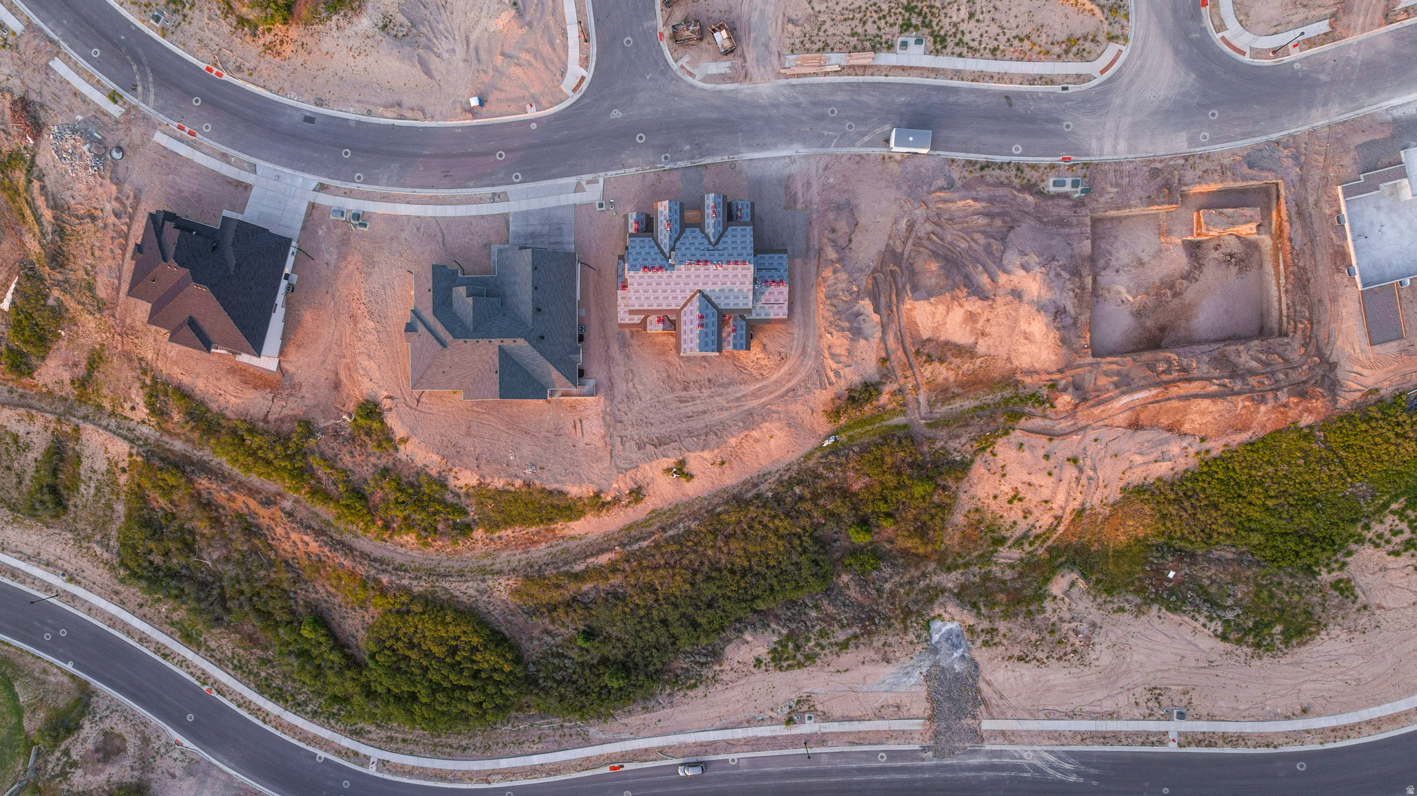 main property photo 47