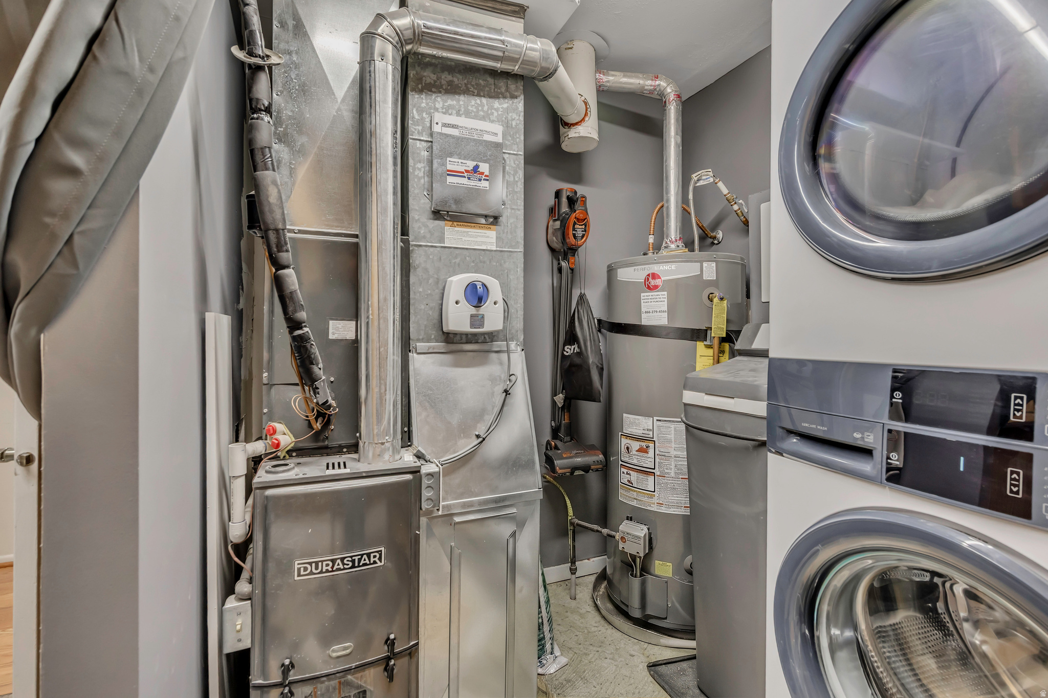 main property photo 17