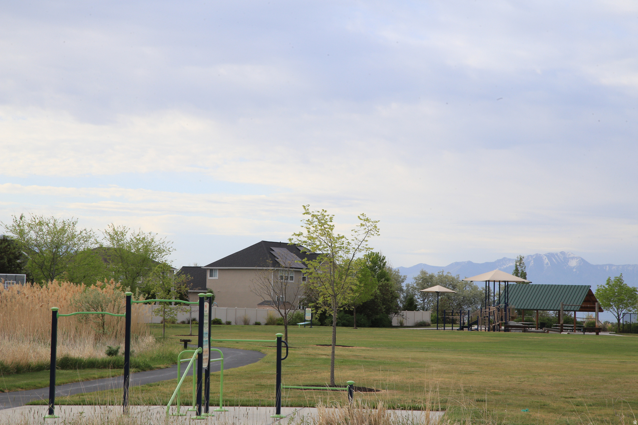 main property photo 47