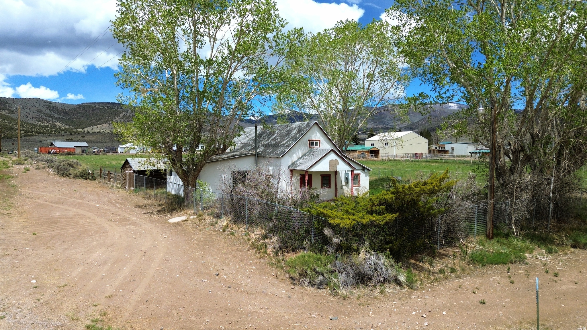 main property photo 8