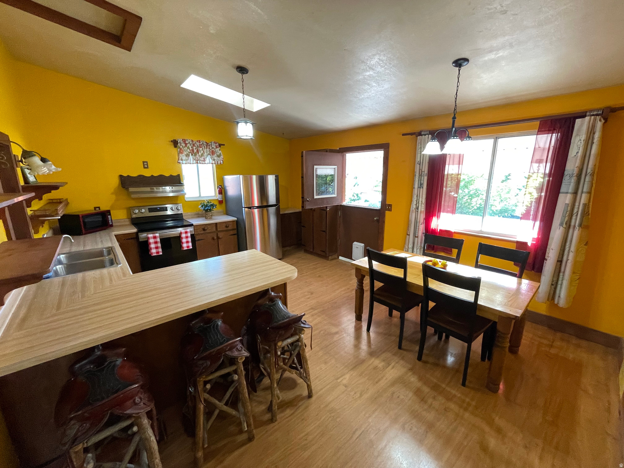 main property photo 38