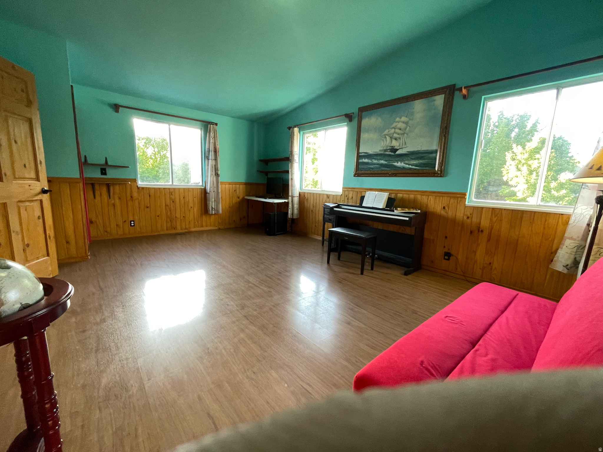 main property photo 45