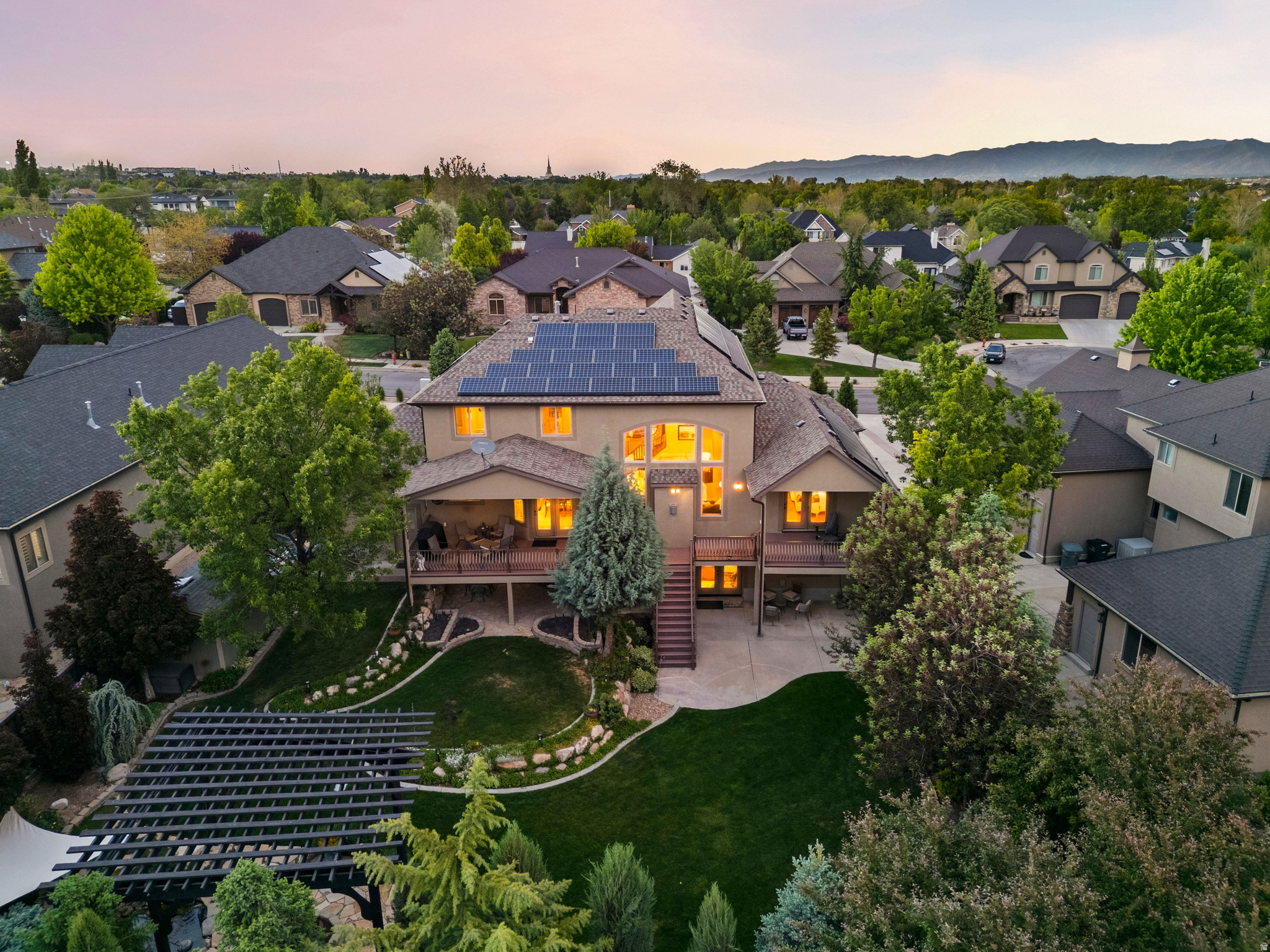 main property photo 27
