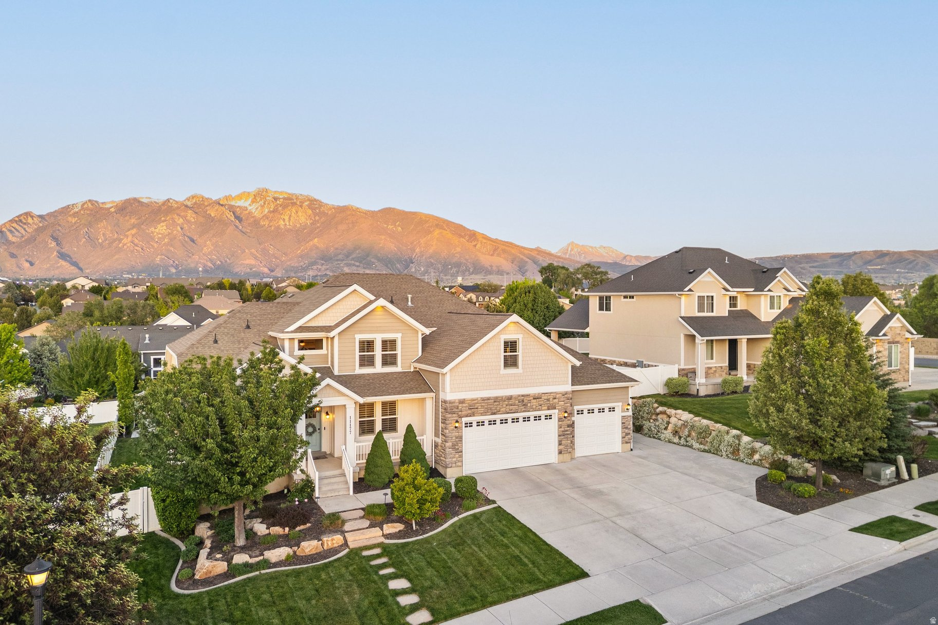 main property photo 70