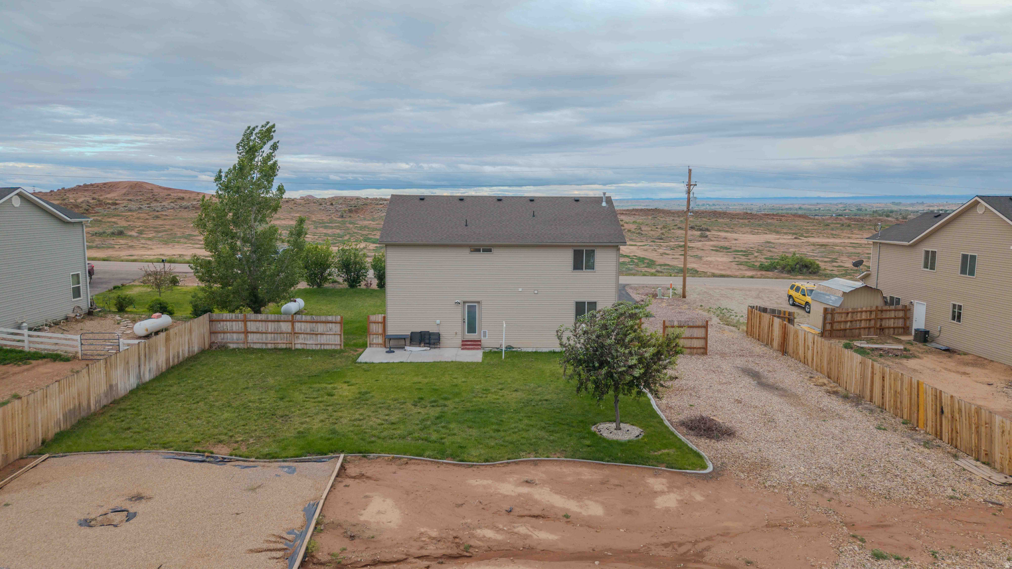 main property photo 12