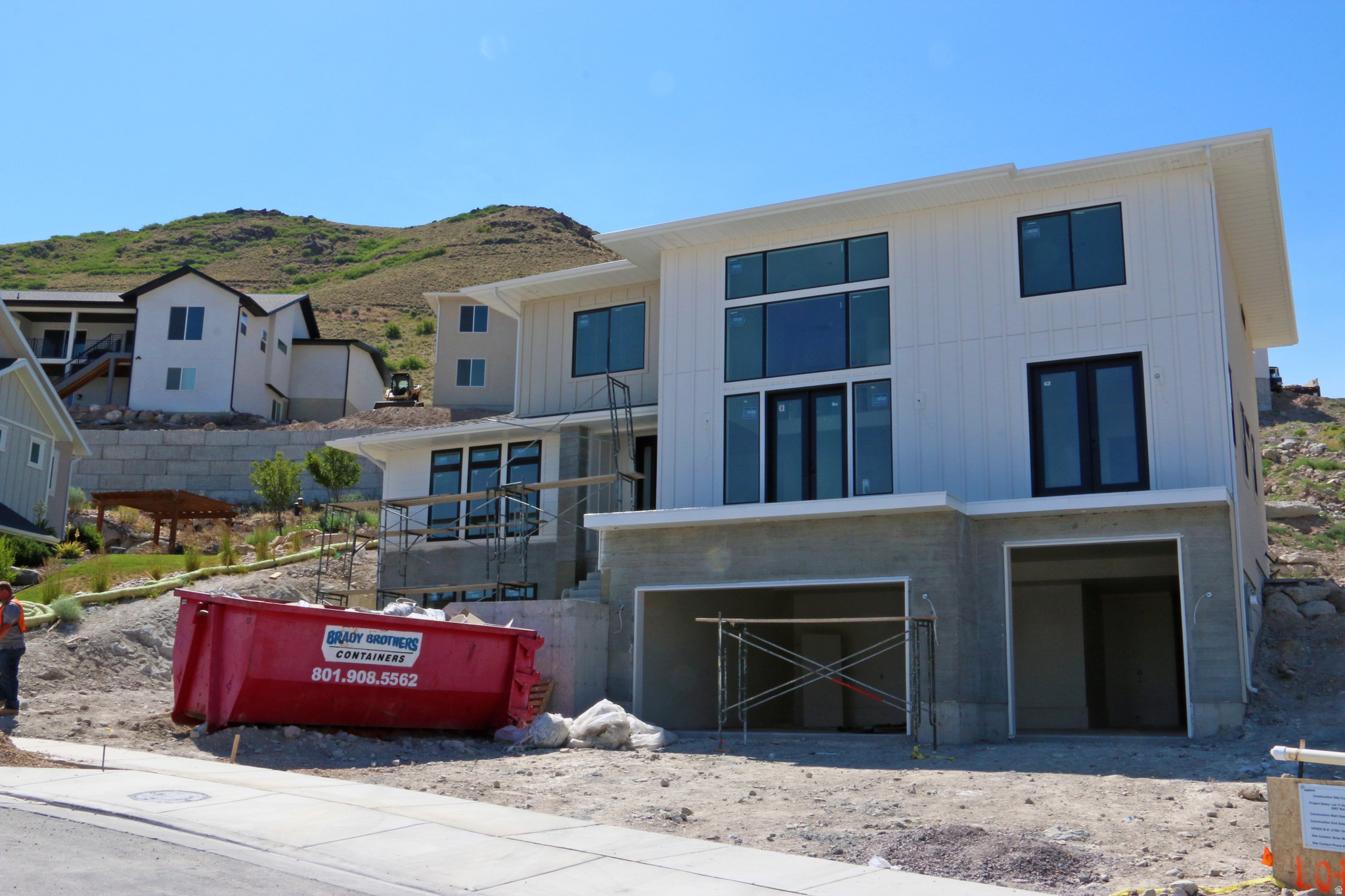 main property photo 4
