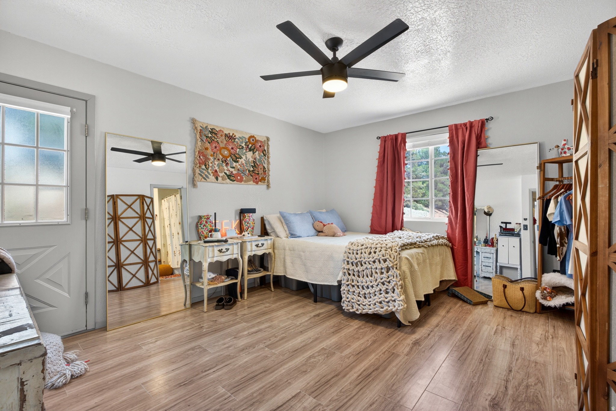 main property photo 70
