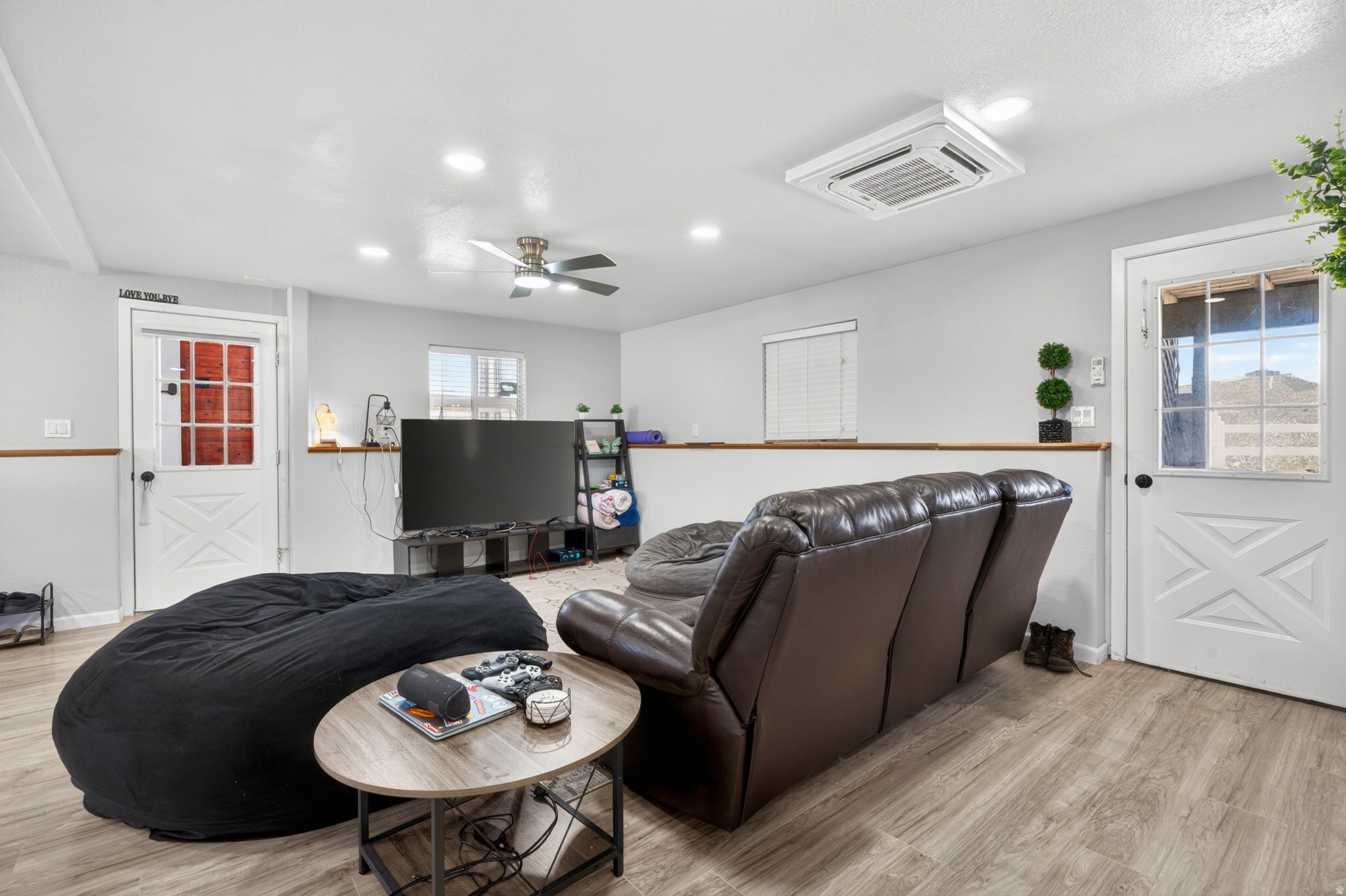 main property photo 79