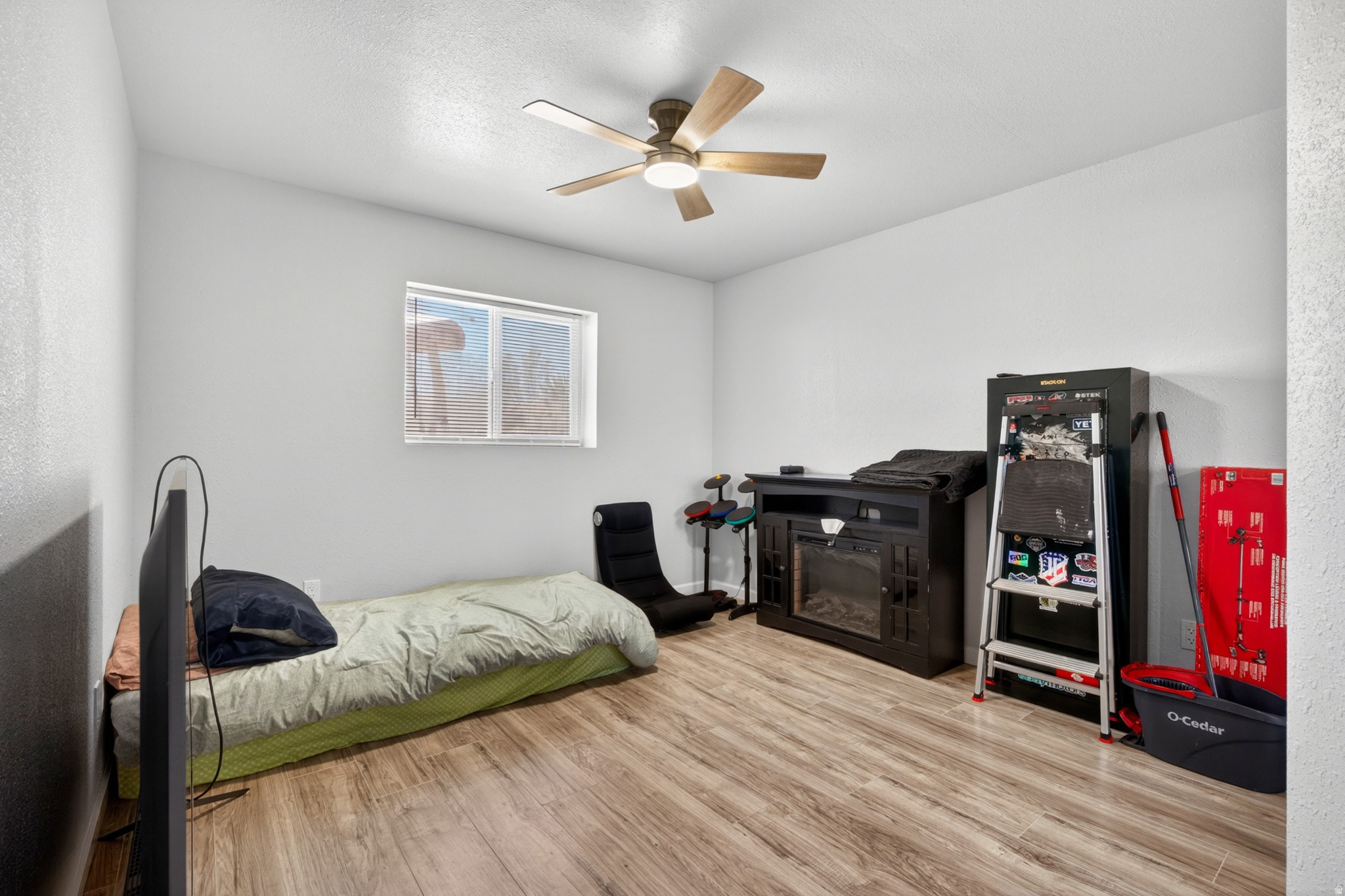 main property photo 88