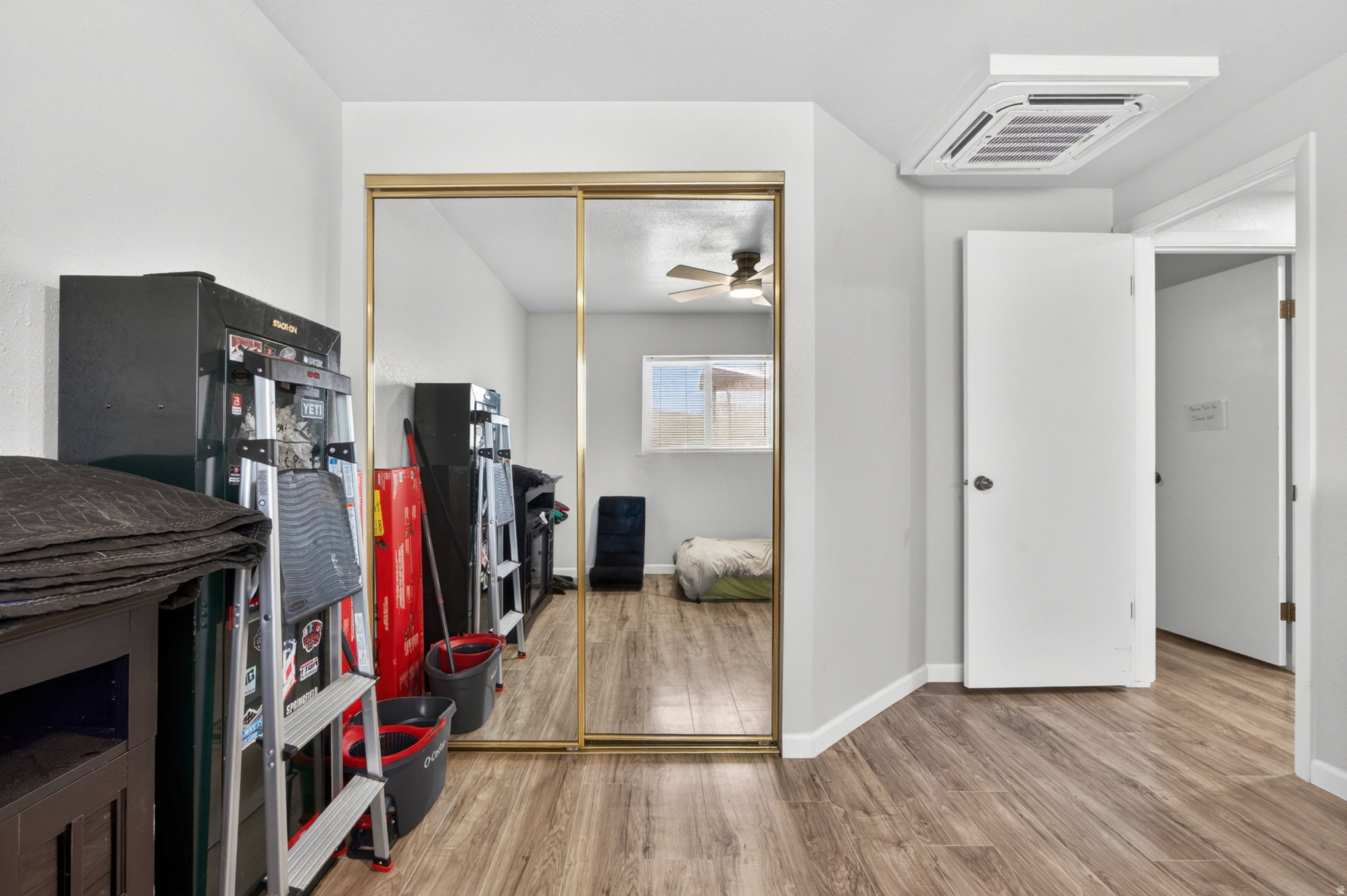 main property photo 89
